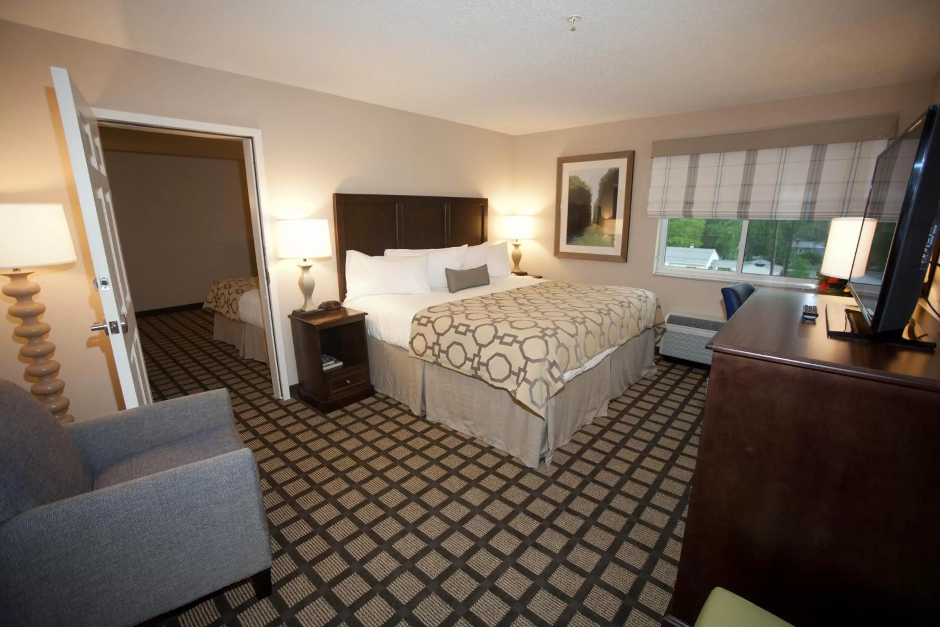 Bedroom, Bed in Baymont by Wyndham Erie