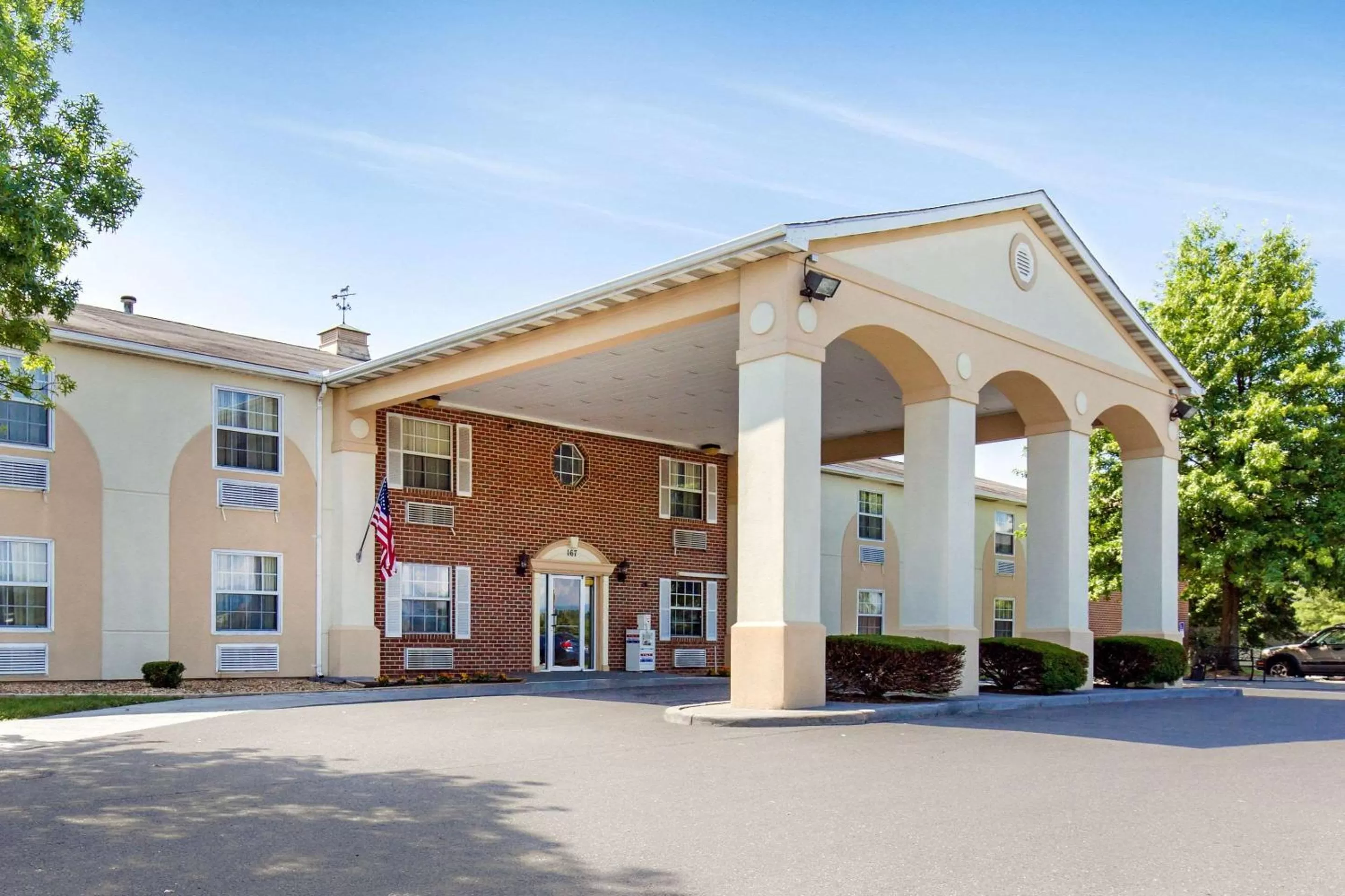 Property building in Quality Inn Stephens City-Winchester South