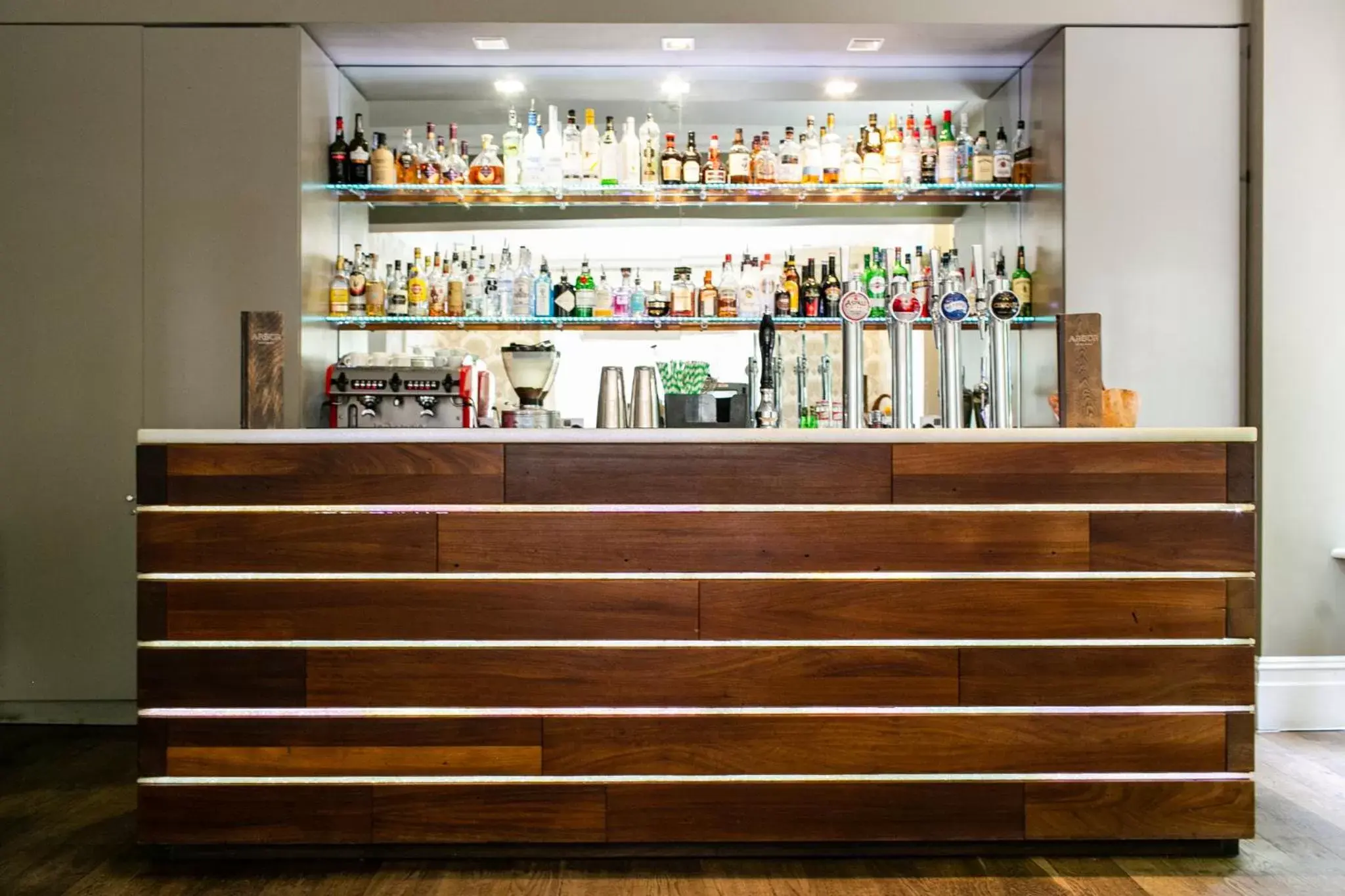 Lounge or bar in The Green House Lounge or bar in The Green House