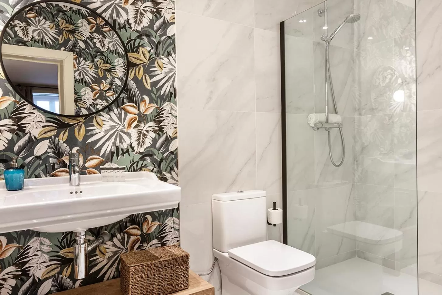 Shower in Weflating City Center