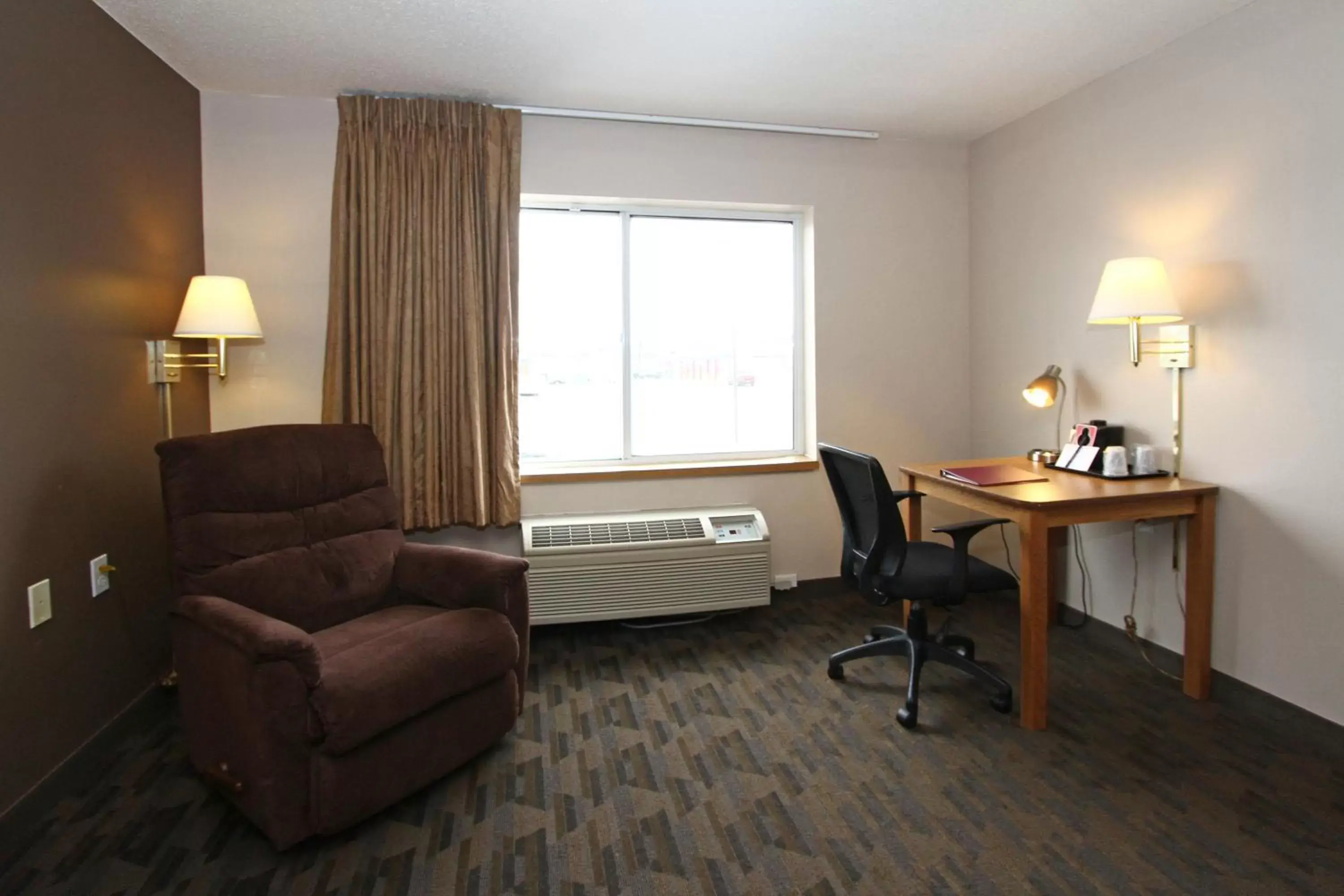 Photo of the whole room in New Victorian Inn & Suites Lincoln