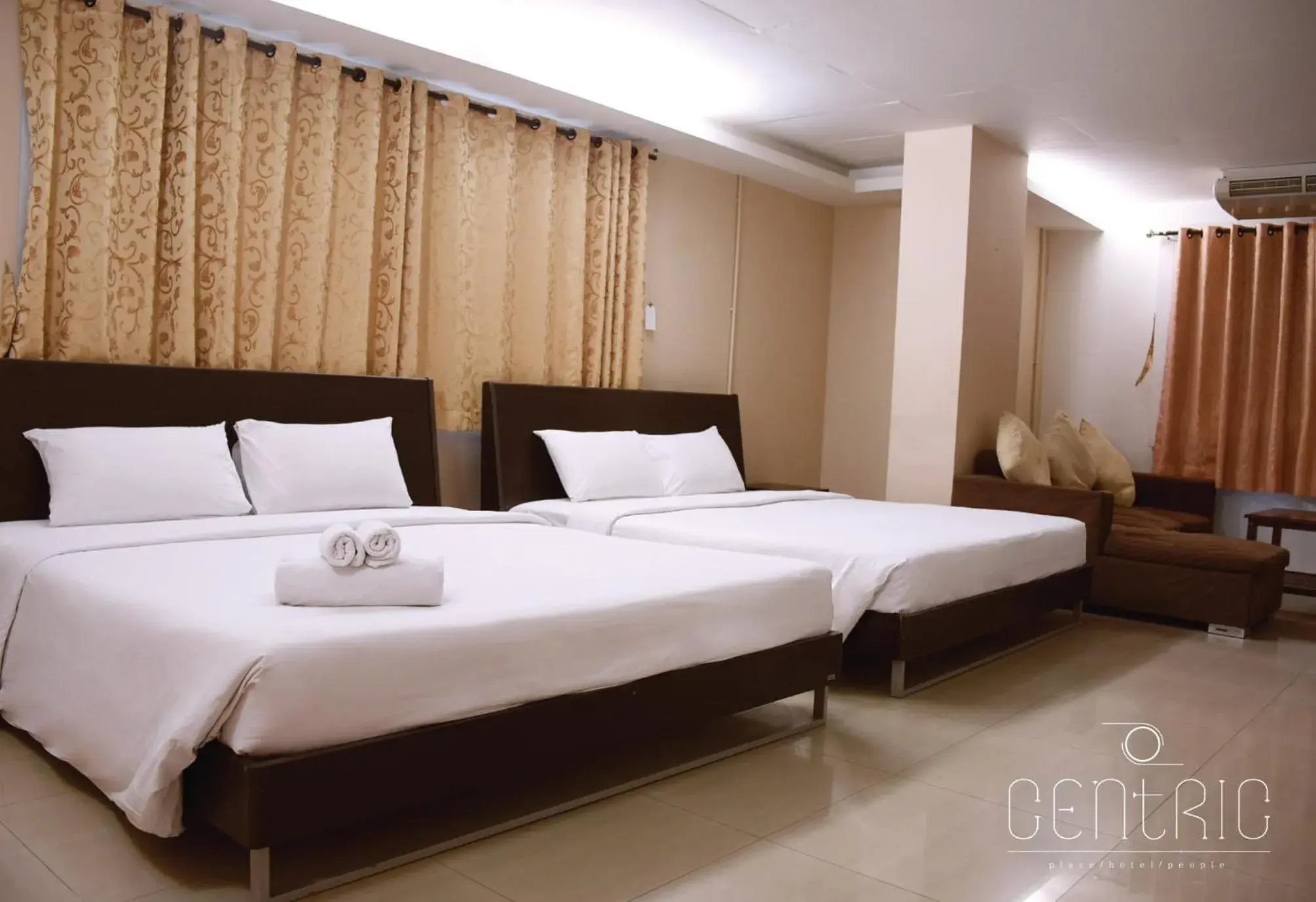 Bed in Centric Place Hotel