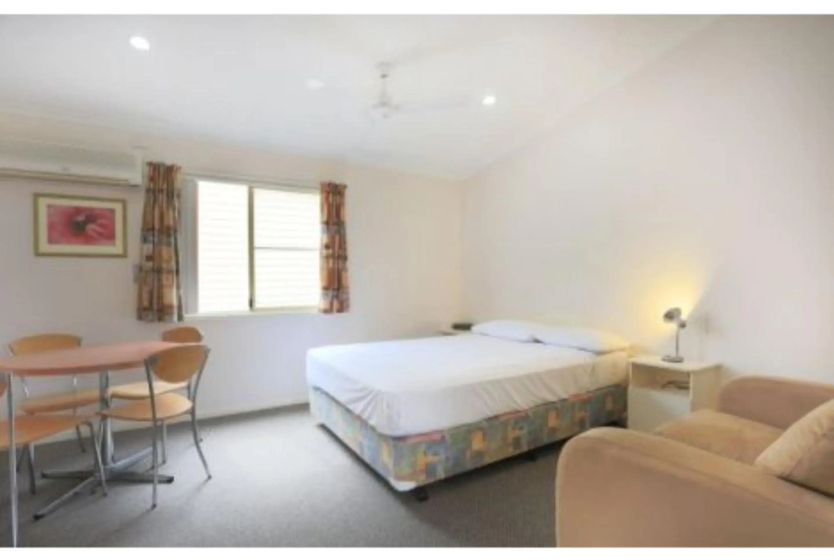 Bedroom, Room Photo in Discovery Parks - Kalgoorlie Goldfields
