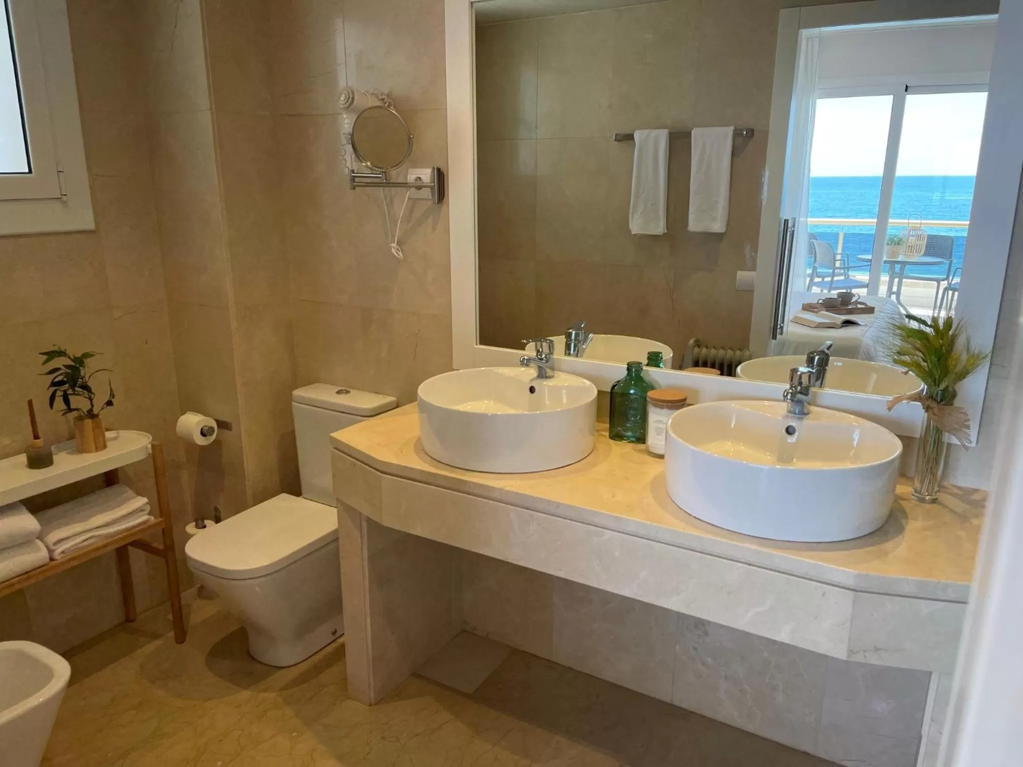 Bathroom in Mediterraneo Sitges