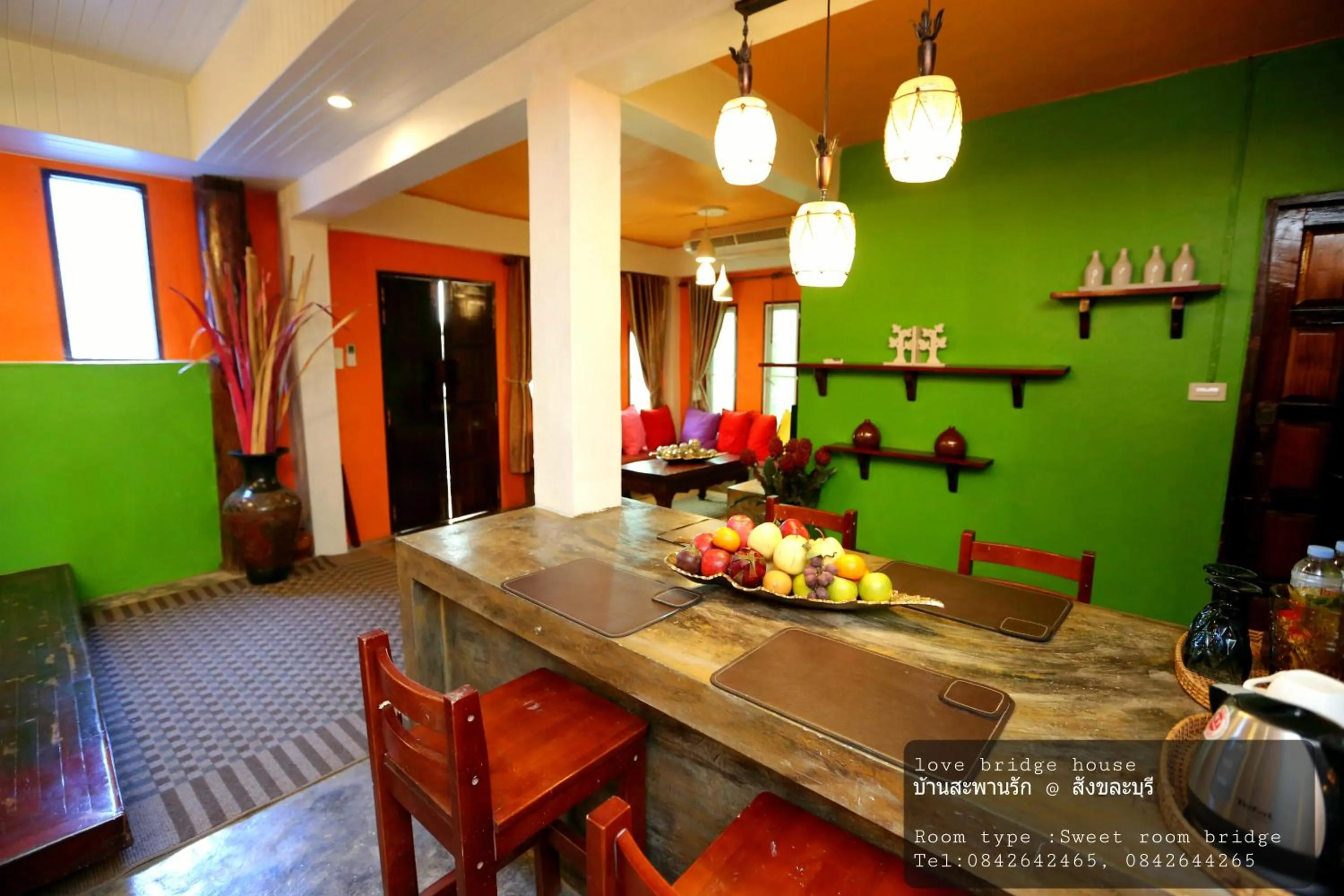 Love Bridge House บ้านสะพานรัก