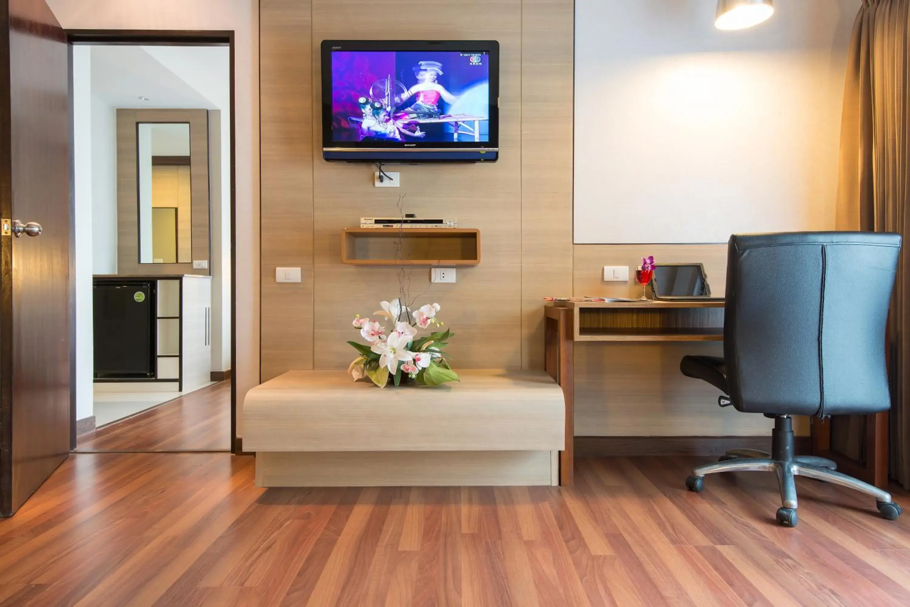 TV/Entertainment Center in Marsi Hotel