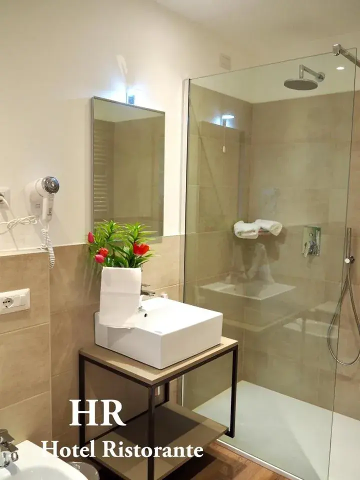 Bathroom in Hotel Riposo