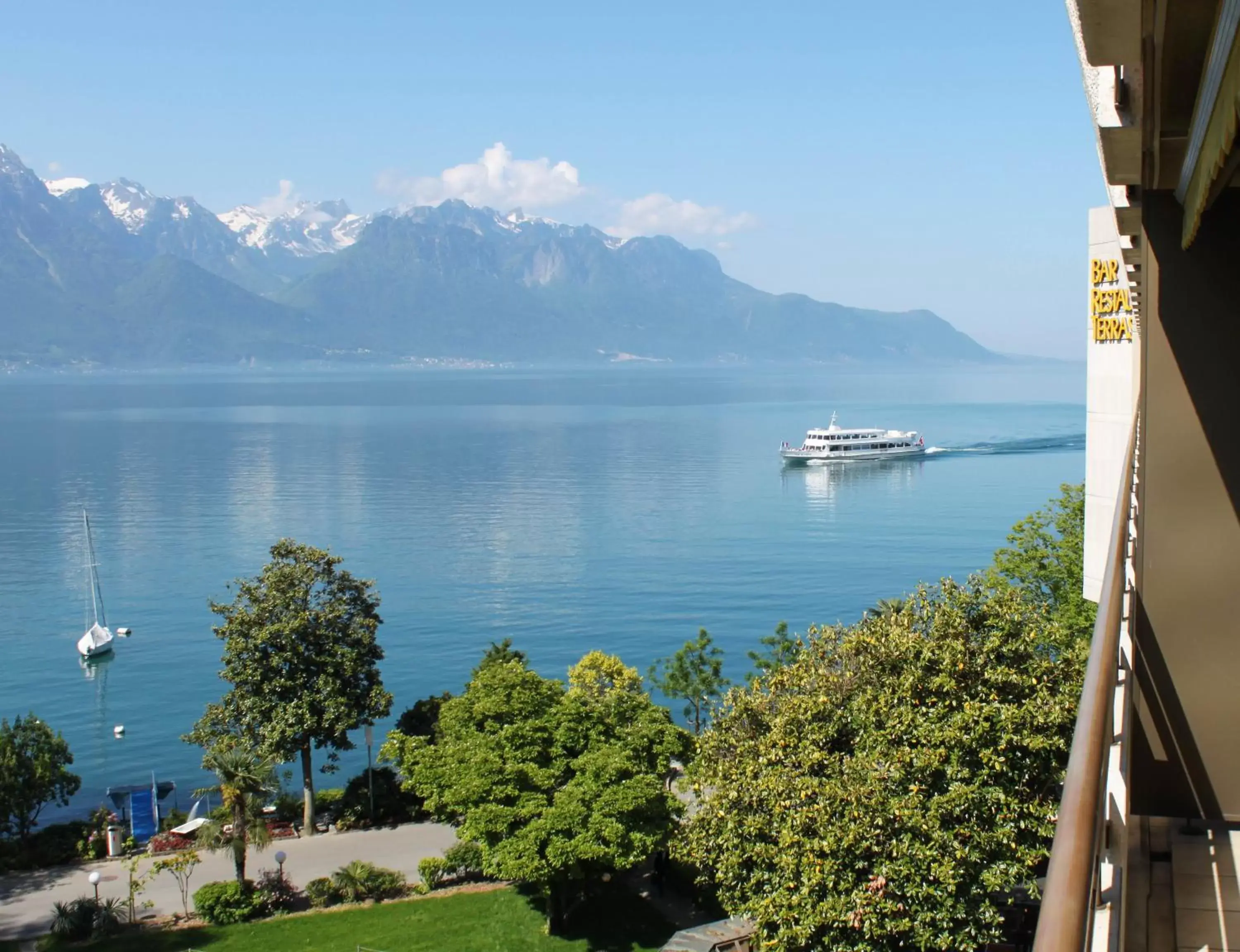 Balcony/Terrace in Royal Plaza Montreux
