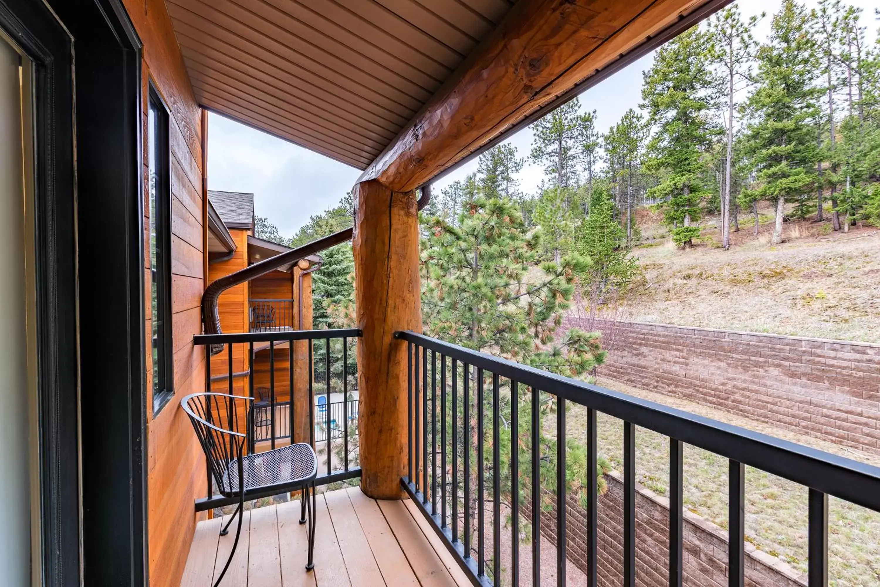 Natural landscape, Balcony/Terrace in Comfort Suites Golden West on Evergreen Parkway