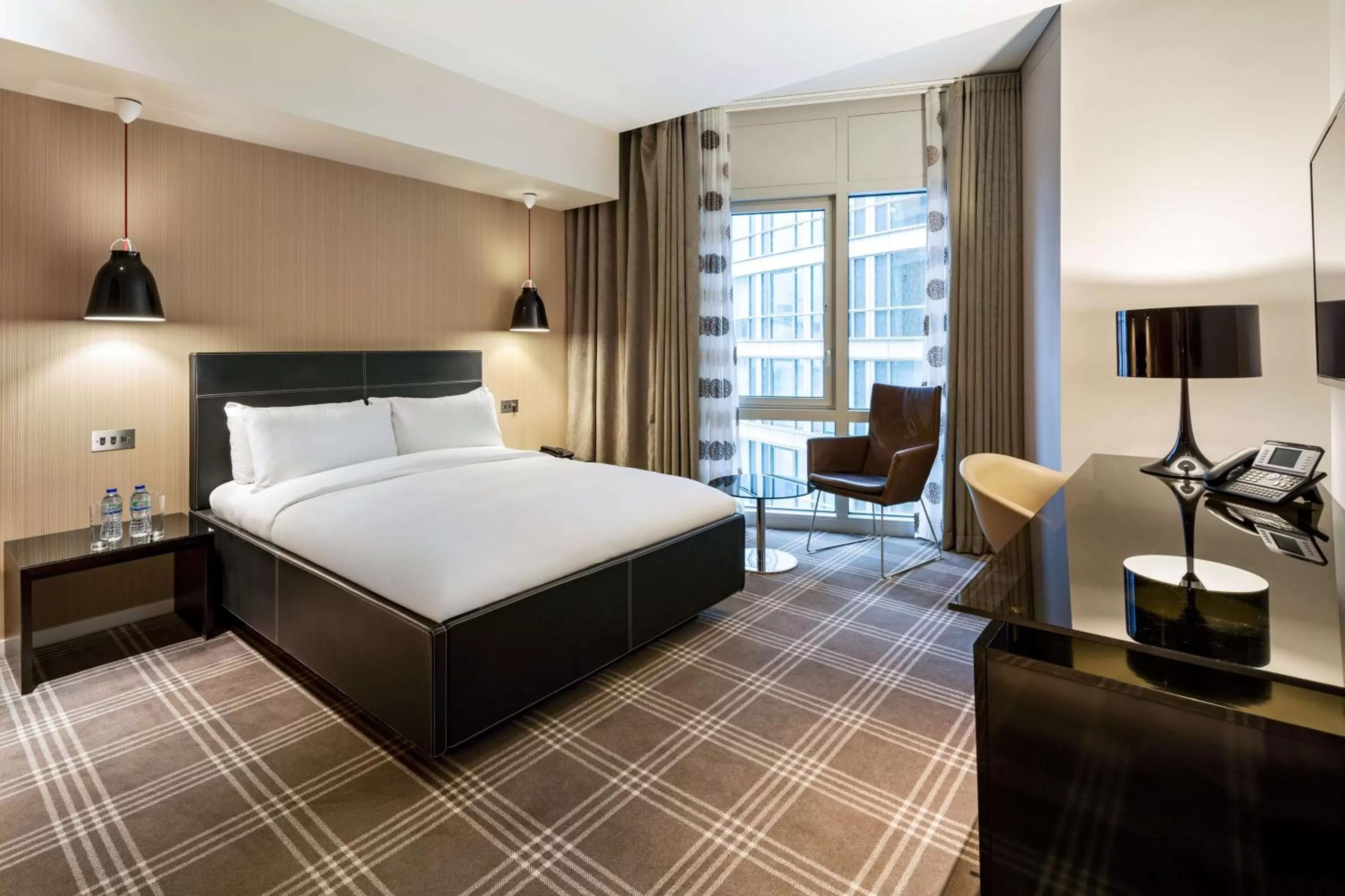 Photo of the whole room, Bed in Radisson Blu Hotel, London Canary Wharf East