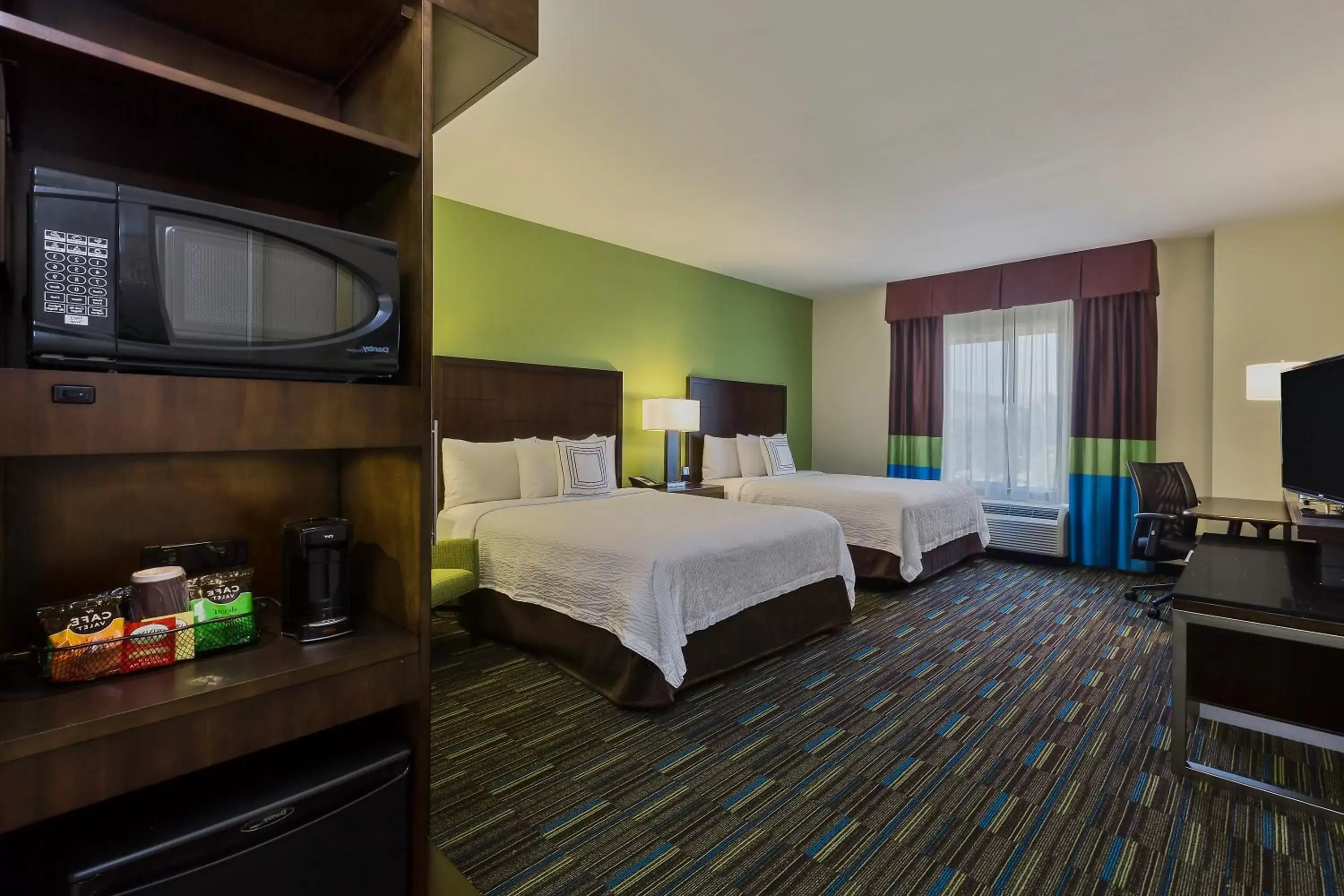Bed in Fairfield Inn & Suites Riverside Corona/Norco