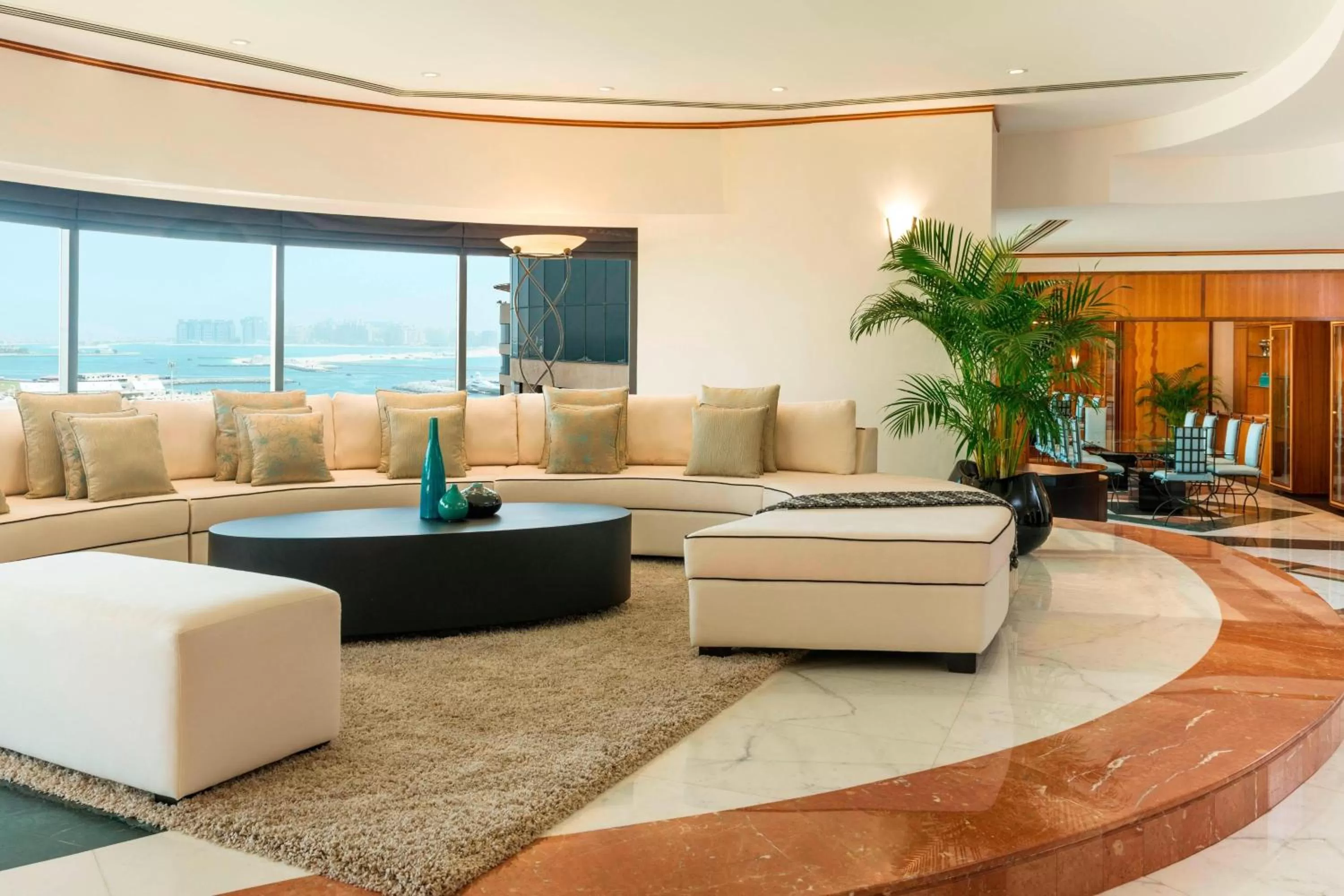Living room in Le Royal Meridien Beach Resort & Spa Dubai