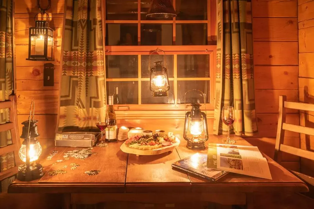 Dining area in Baker Creek By Basecamp