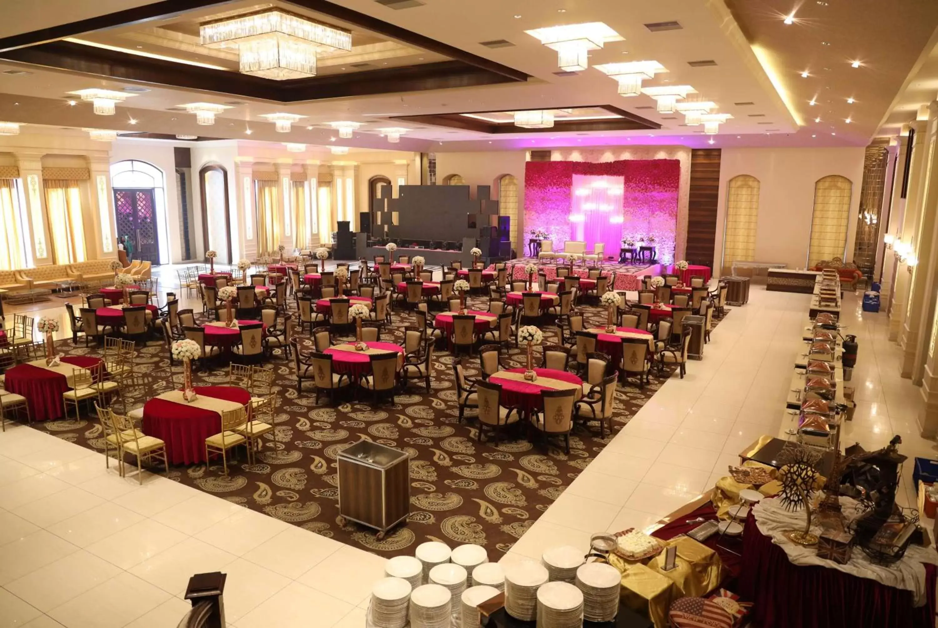 On site, Restaurant/Places to Eat in Ramada by Wyndham Kapurthala