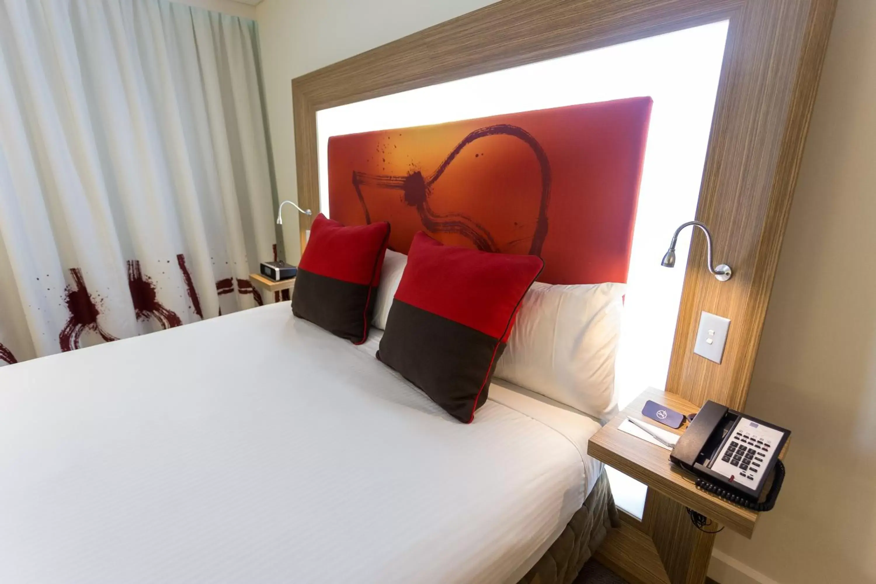 Bedroom, Bed in Novotel Sydney West HQ