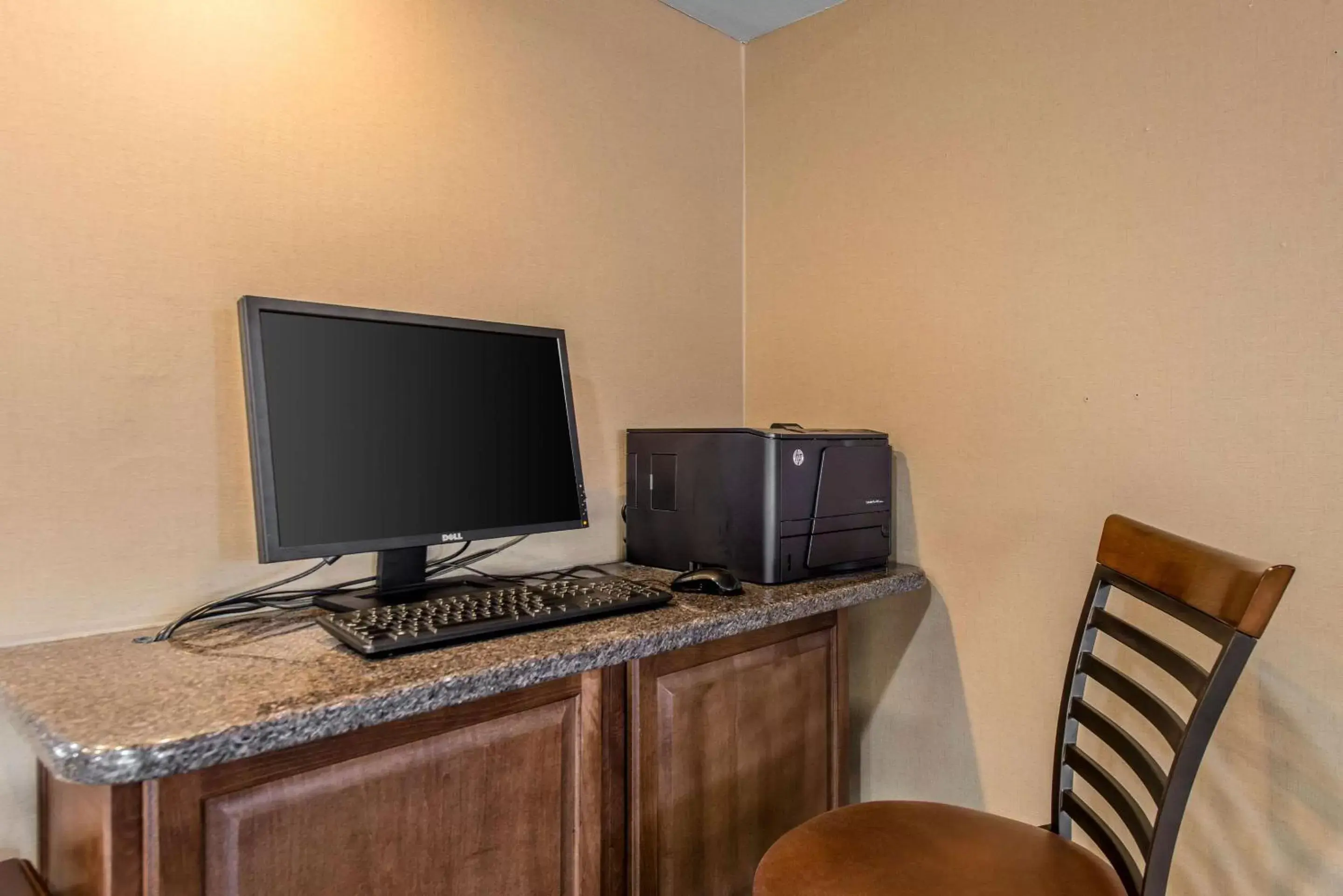 On site, TV/Entertainment Center in Quality Inn South Colorado Springs
