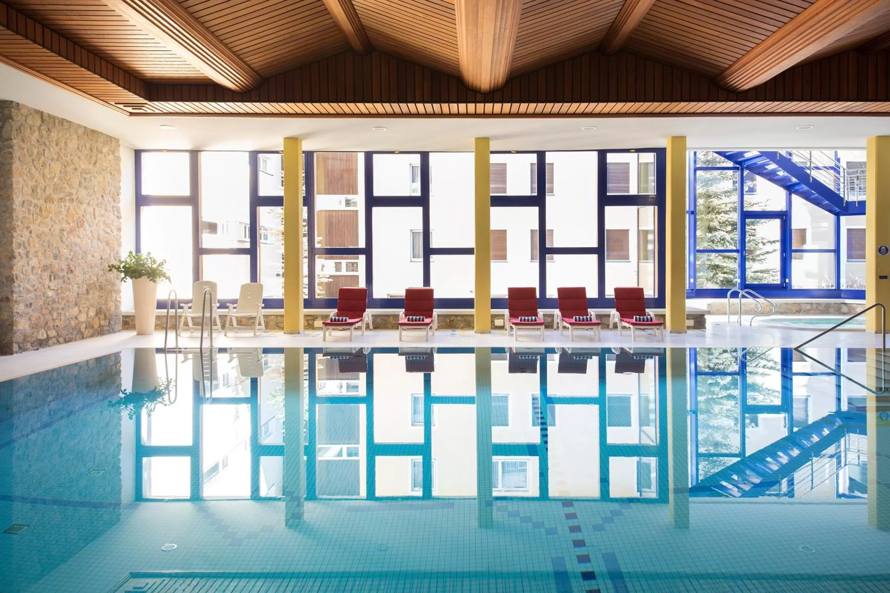 Swimming Pool in Hotel Europa St. Moritz