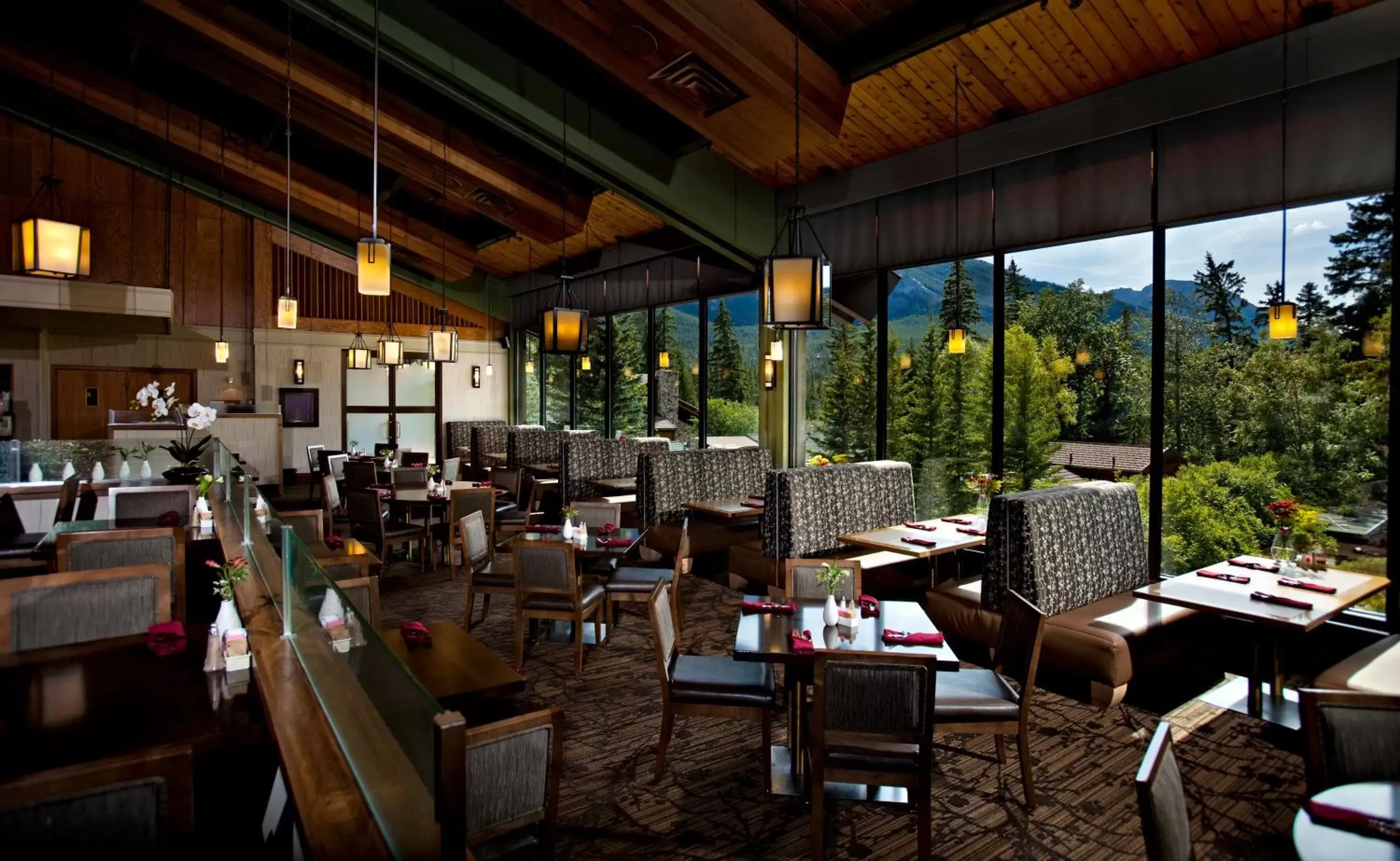 Restaurant/places to eat in Bow View Lodge Restaurant/places to eat in Bow View Lodge