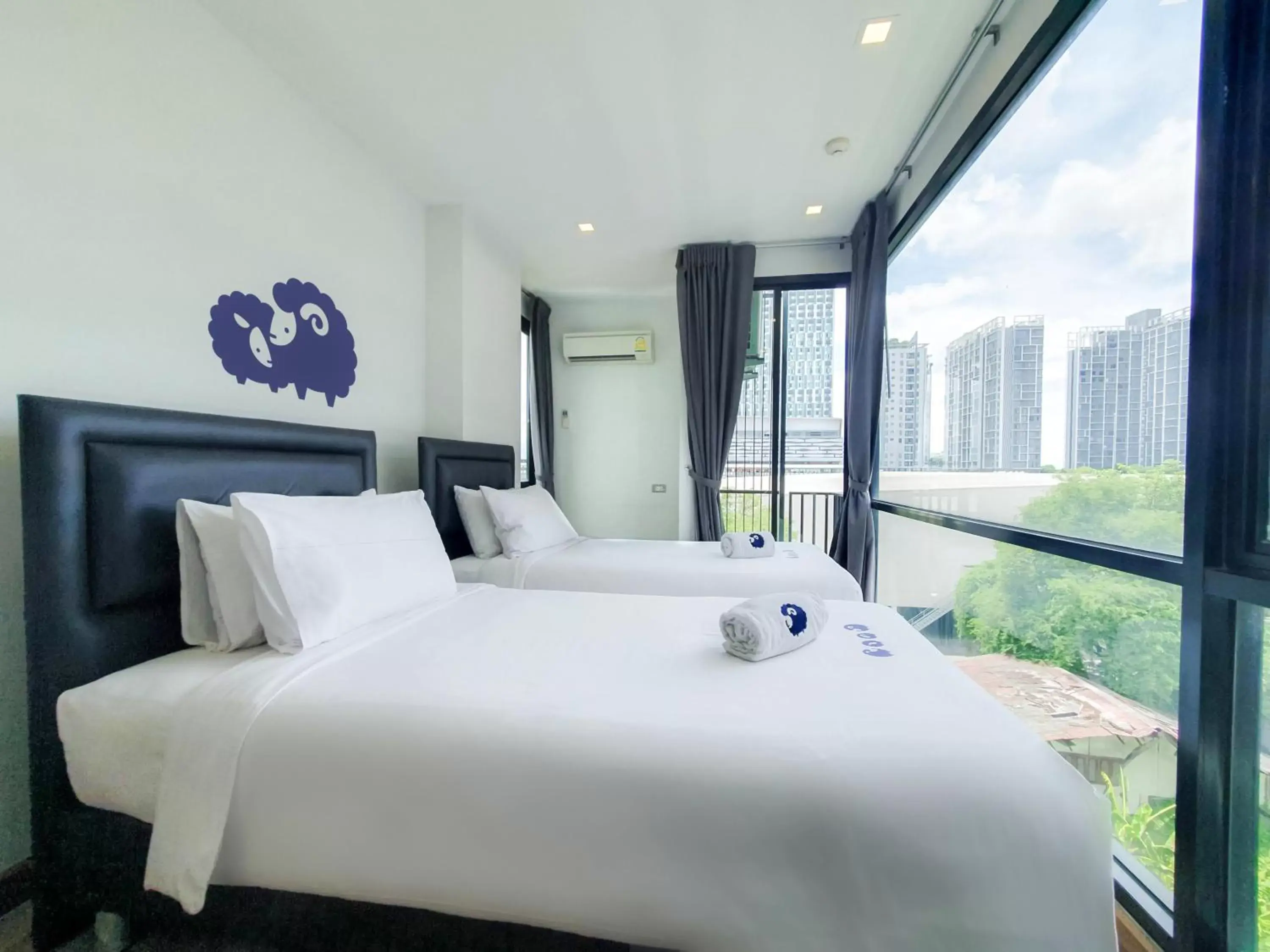 Bedroom, Bed in Kokotel Bangkok Sukhumvit 50 - SHA Extra Plus