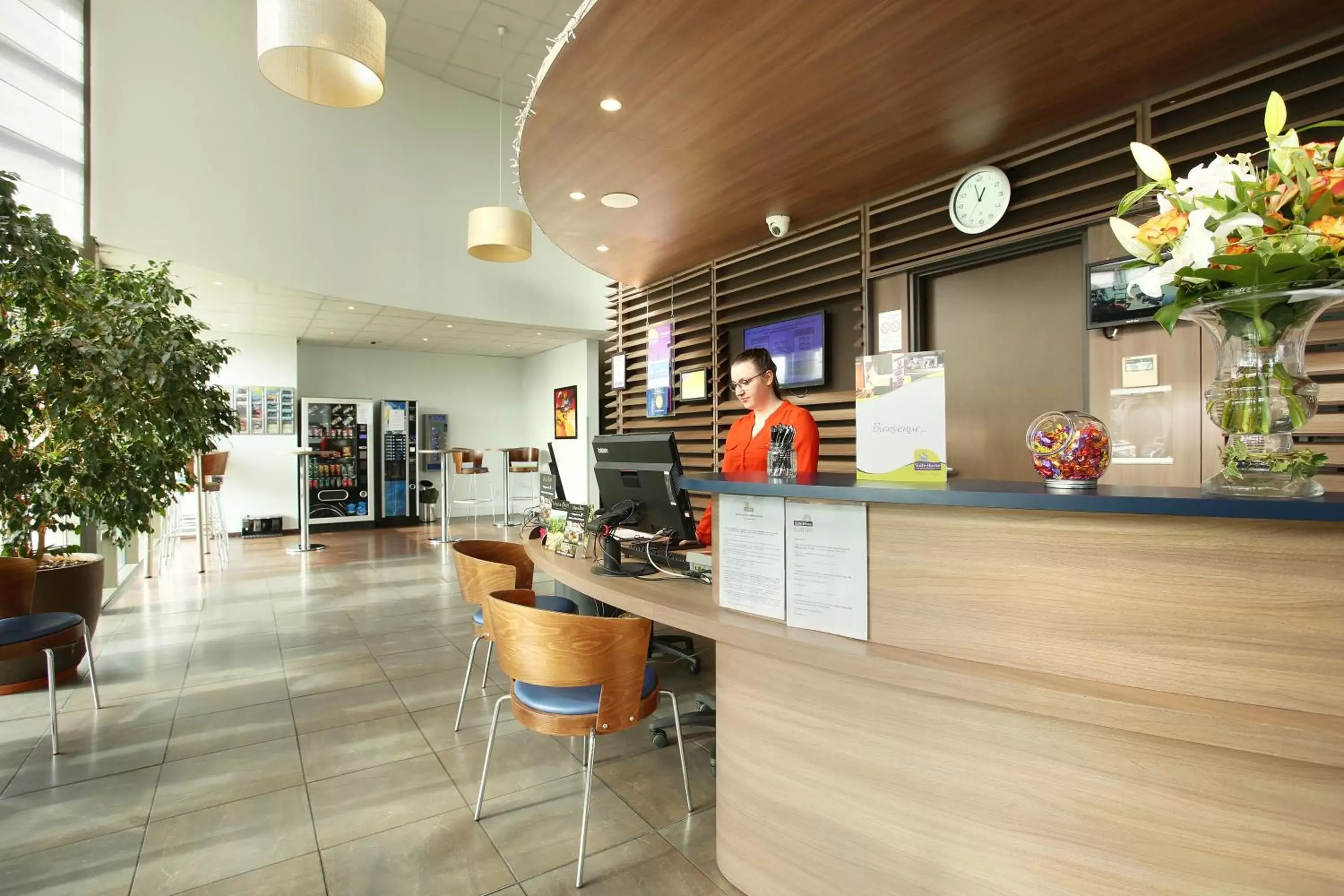 Lobby or reception in Suite-Home Orléans-Saran Lobby or reception in Suite-Home Orléans-Saran