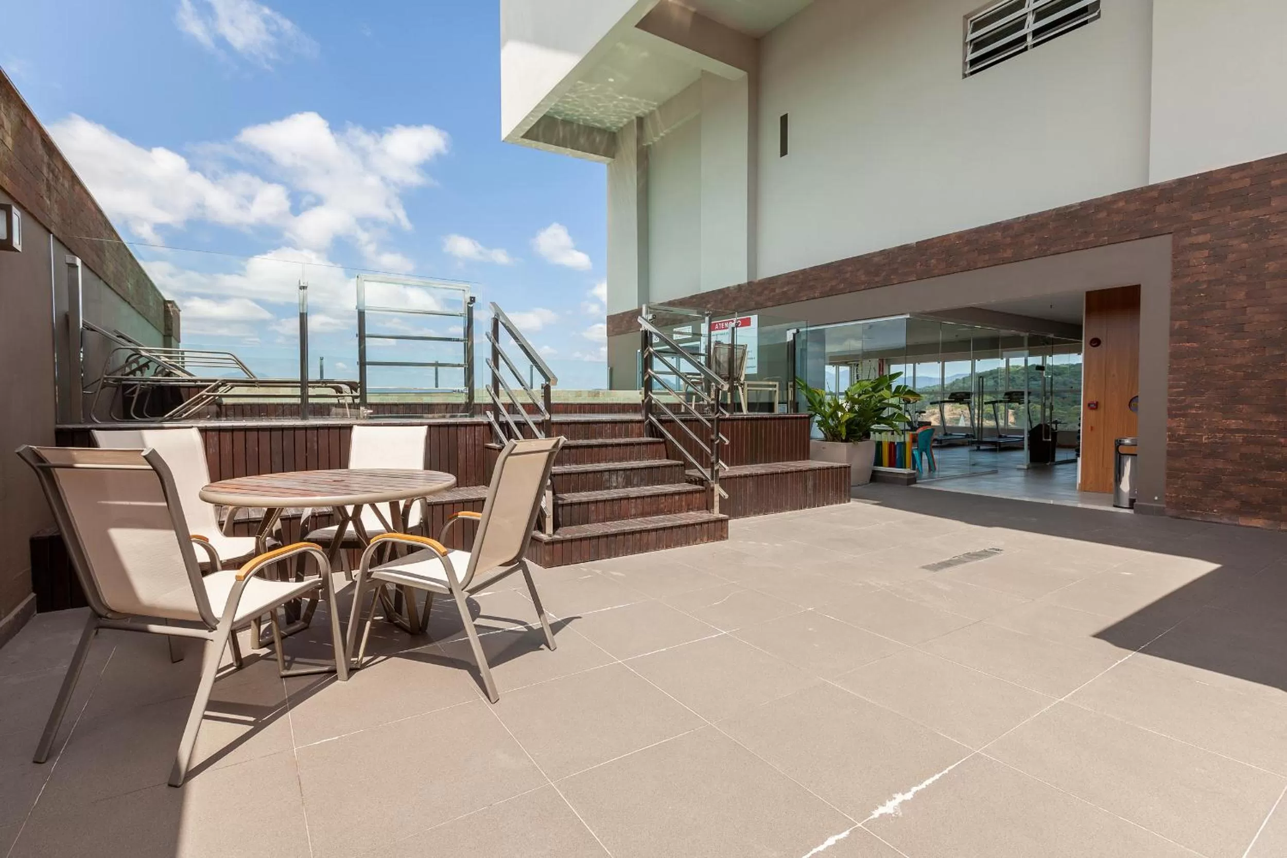 Balcony/Terrace in Tri Hotel Executive Brusque