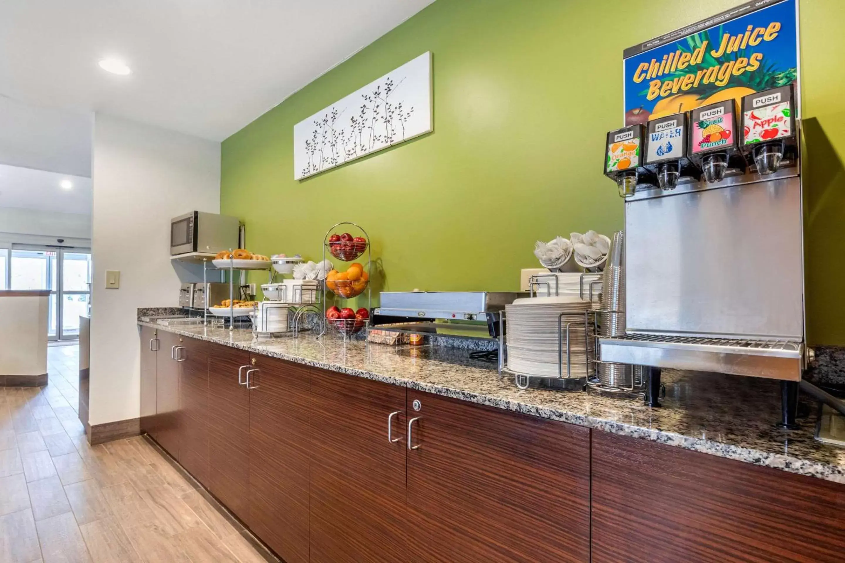 Restaurant/places to eat in Sleep Inn near Great Lakes Naval Base Restaurant/places to eat in Sleep Inn near Great Lakes Naval Base