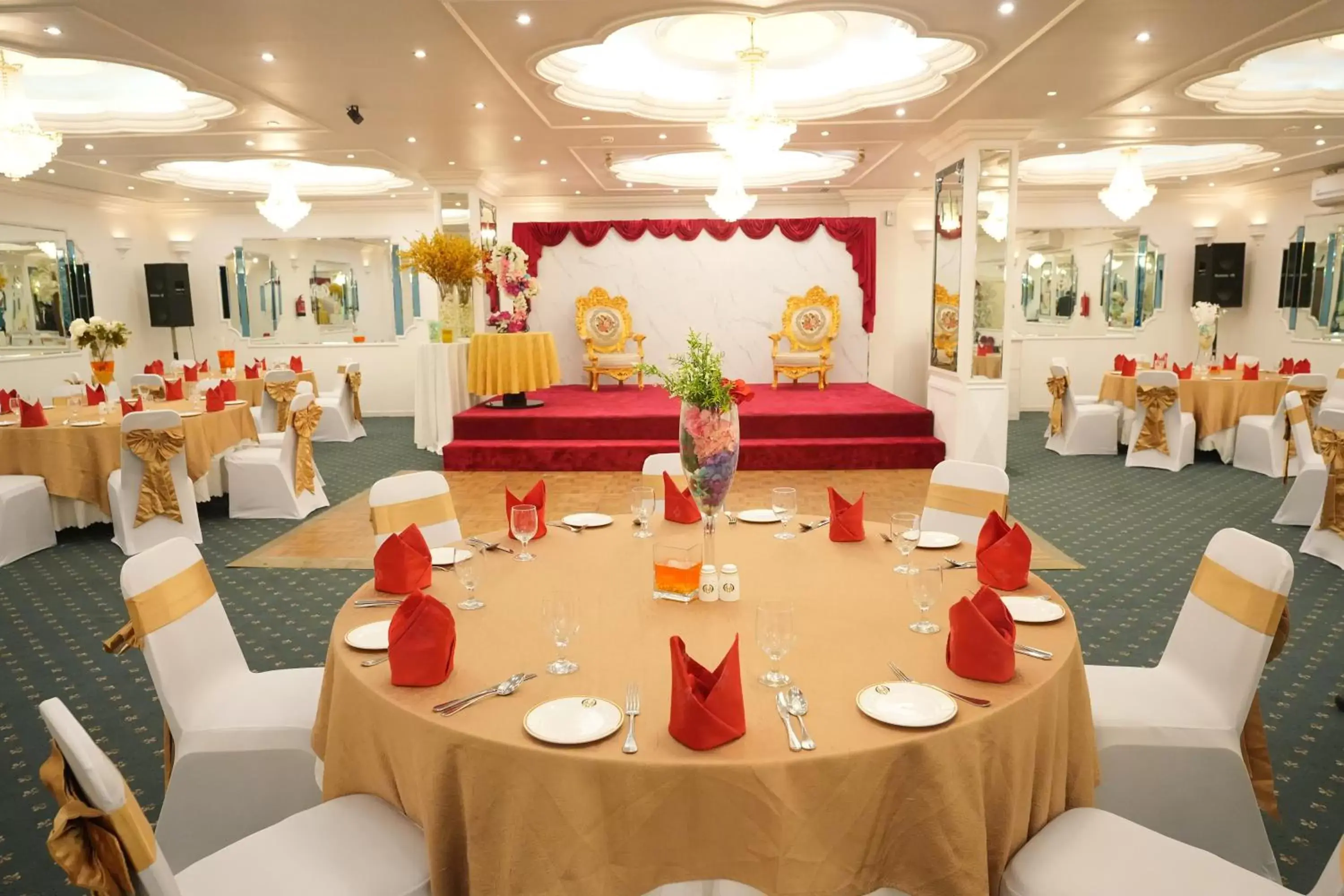 Banquet/Function facilities, Banquet Facilities in Nova Park Hotel