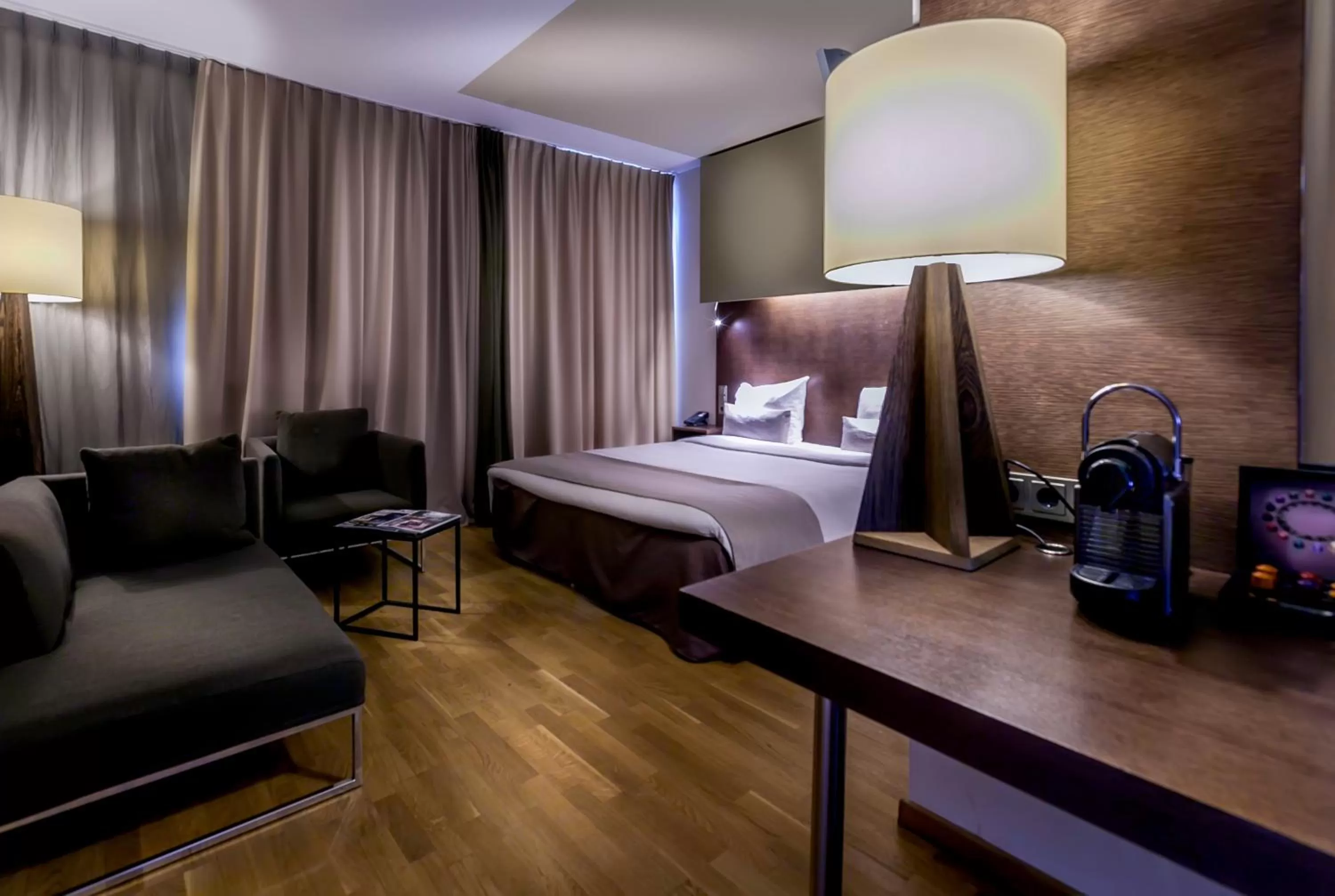 Bed in Hotel Artemis Amsterdam
