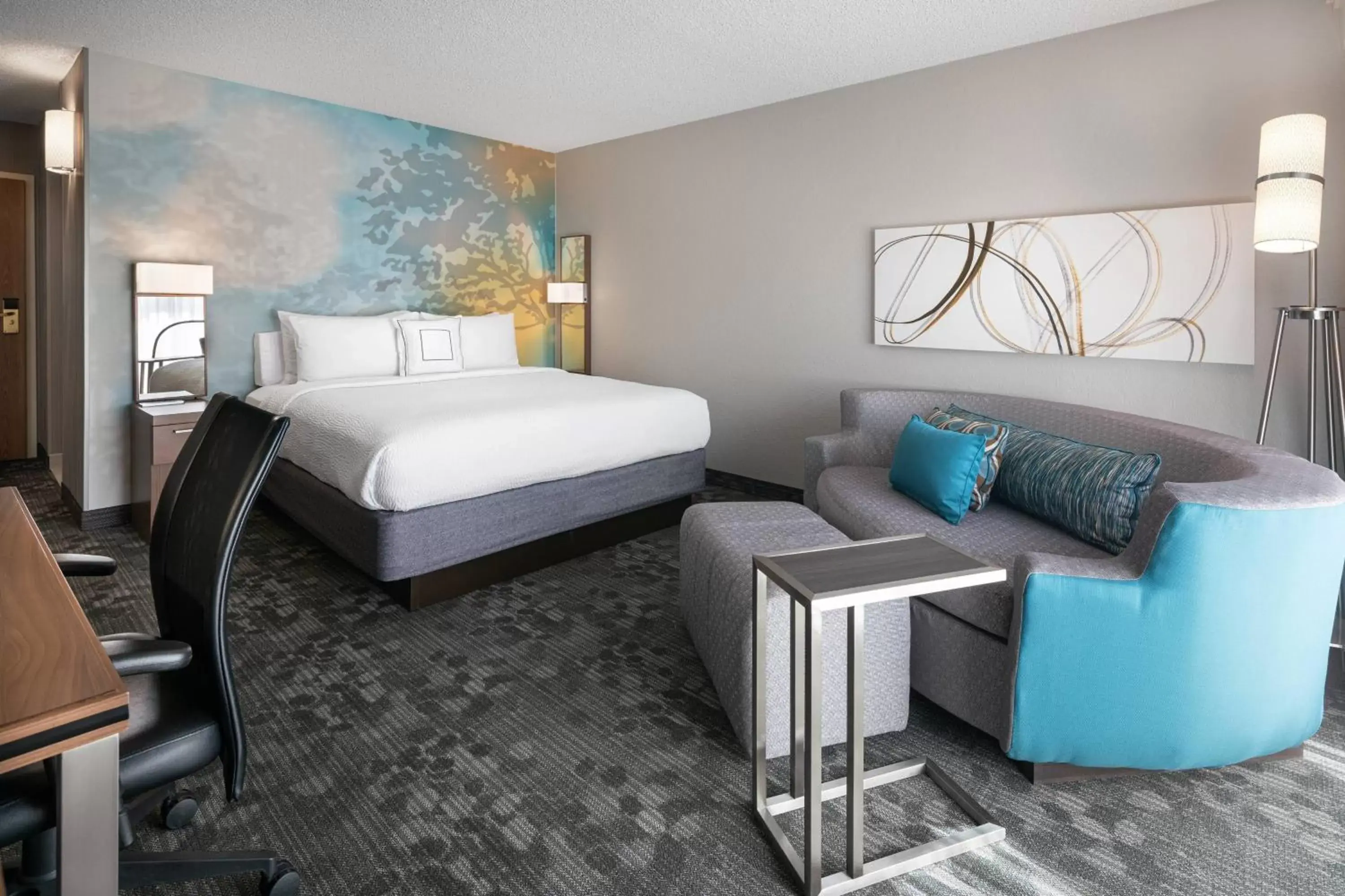 Bedroom, Bed in Courtyard by Marriott Las Vegas Convention Center