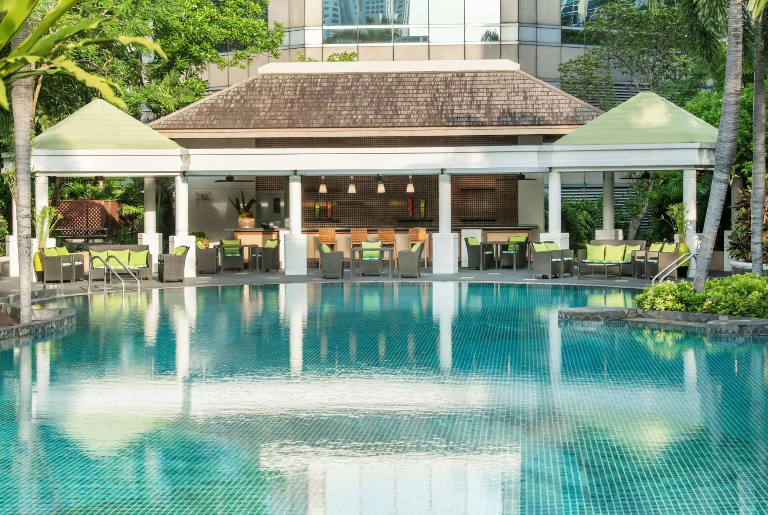 Lounge or bar, Swimming Pool in Conrad Bangkok Residences