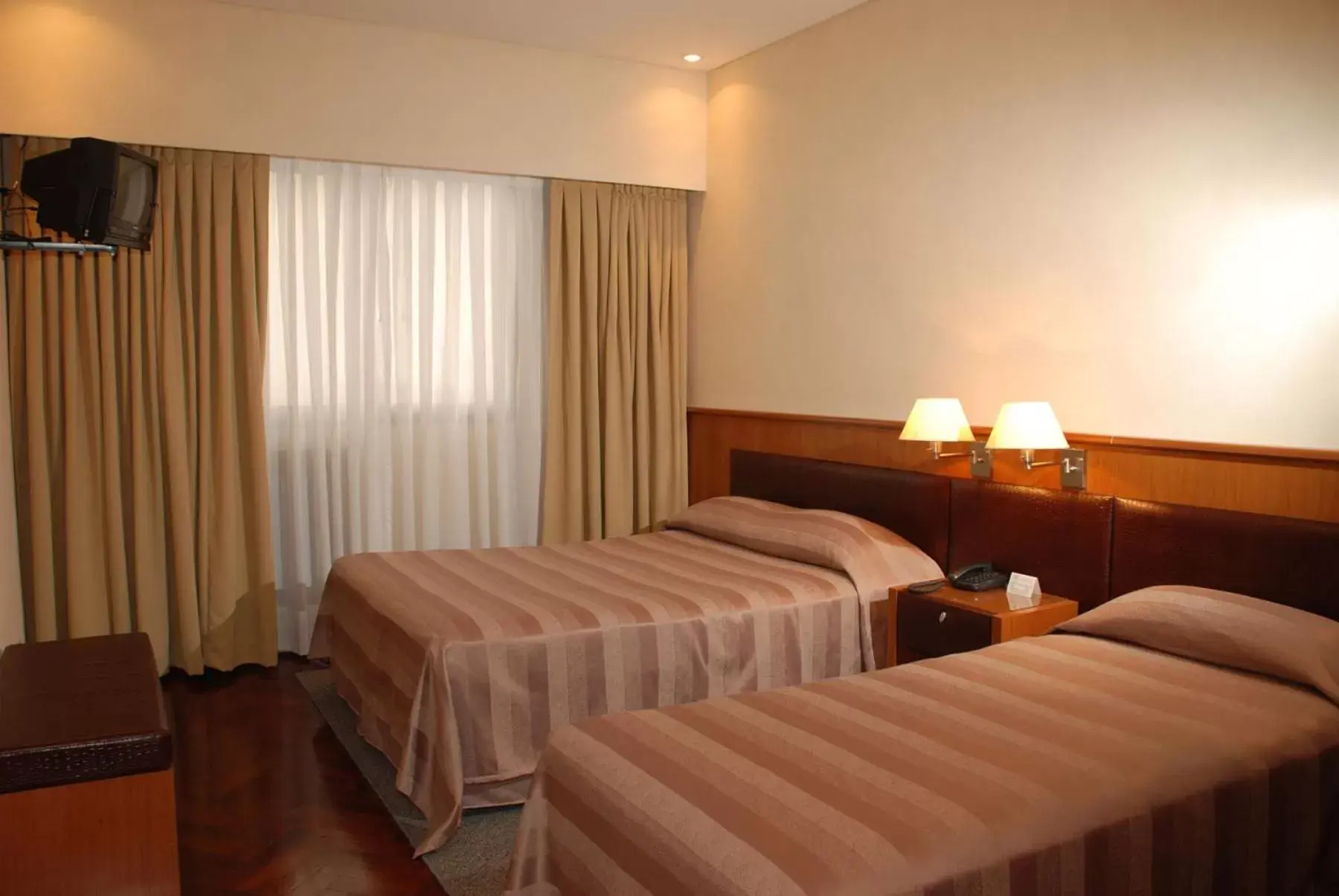 Bedroom, Bed in Hotel Napoleón Bedroom, Bed in Hotel Napoleón