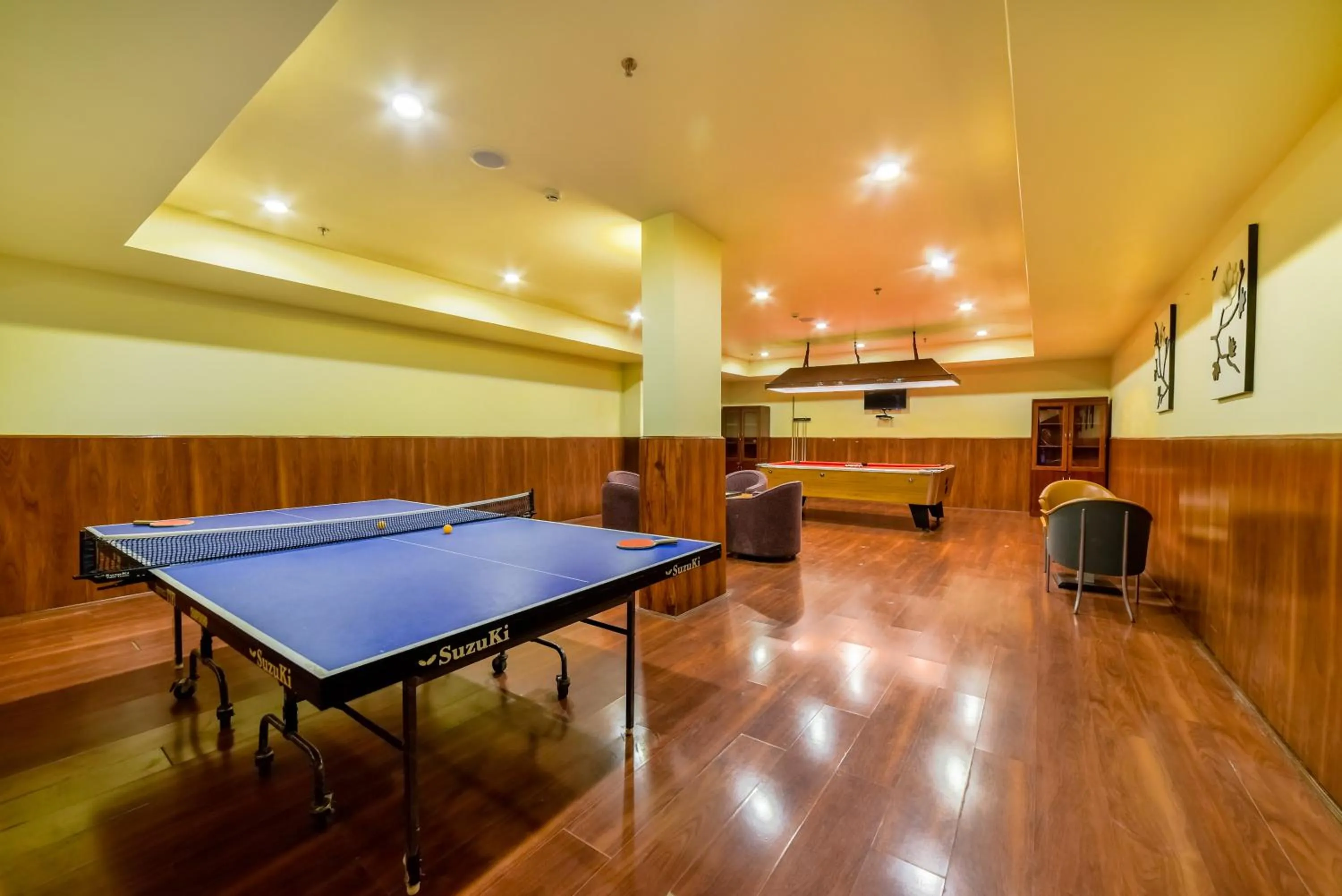 Tennis court in Chokhi Dhani The Palace Hotel