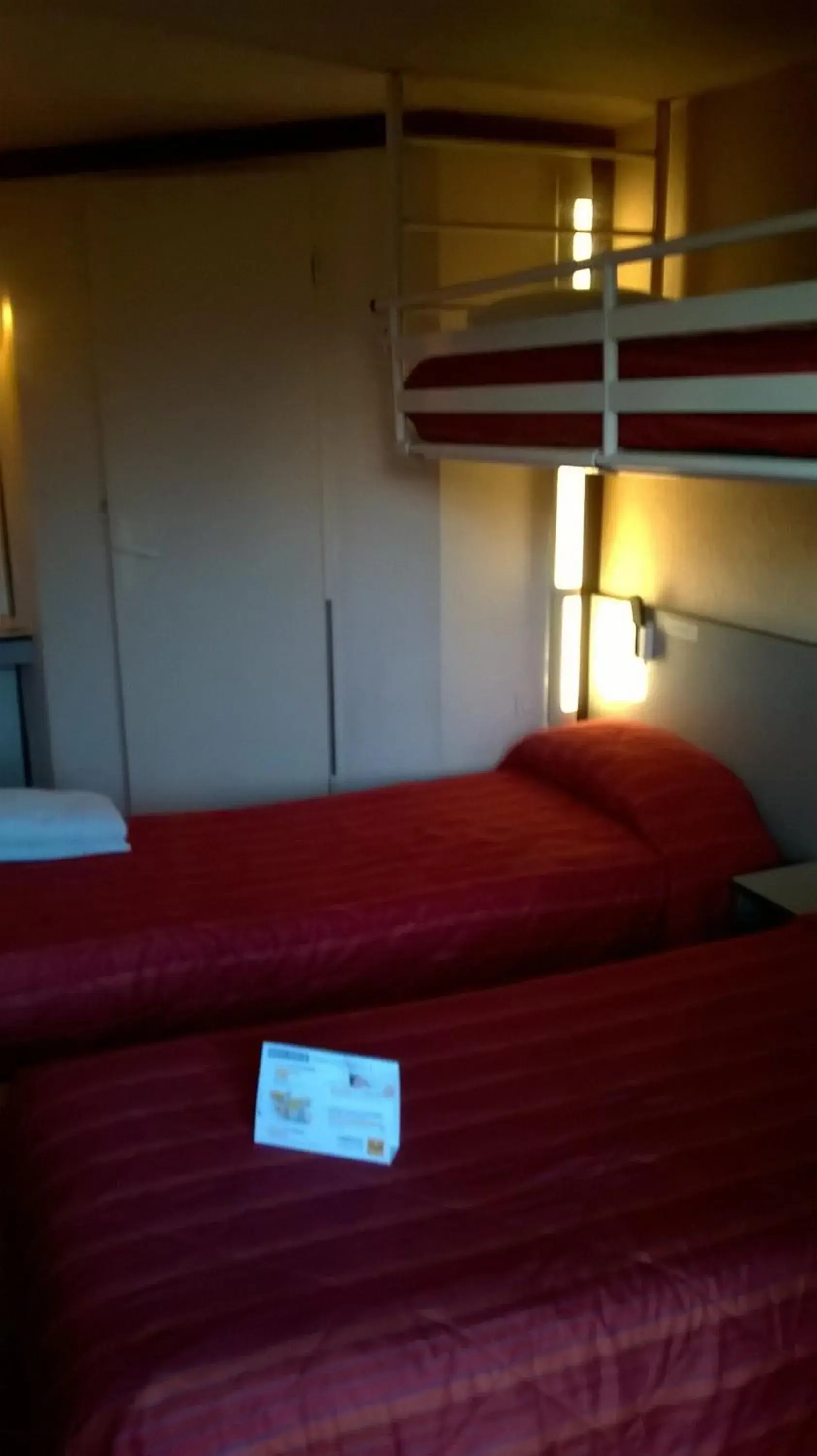 Triple Room in Premiere Classe Dreux