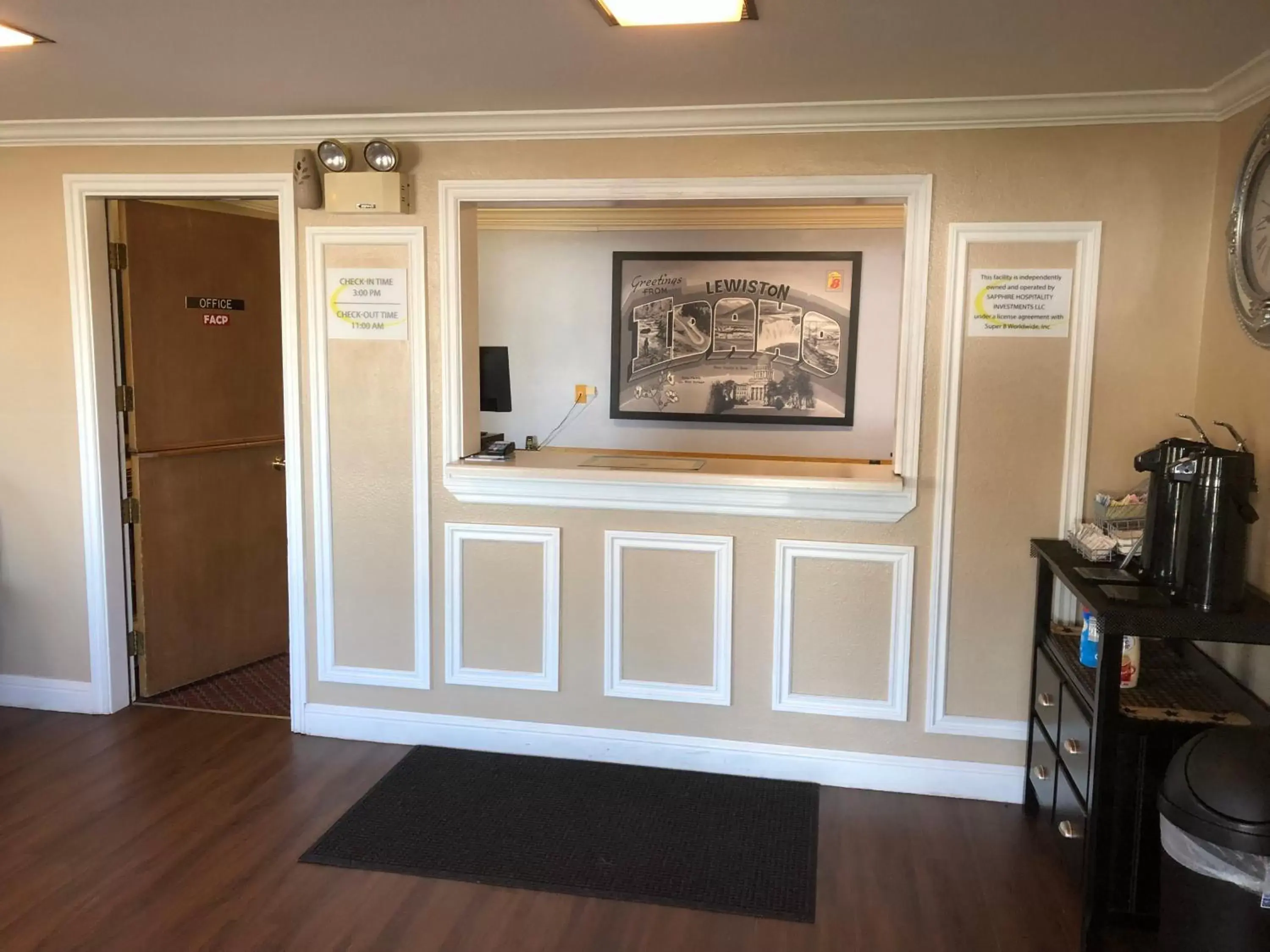 Lobby or reception in Super 8 by Wyndham Lewiston Lobby or reception in Super 8 by Wyndham Lewiston