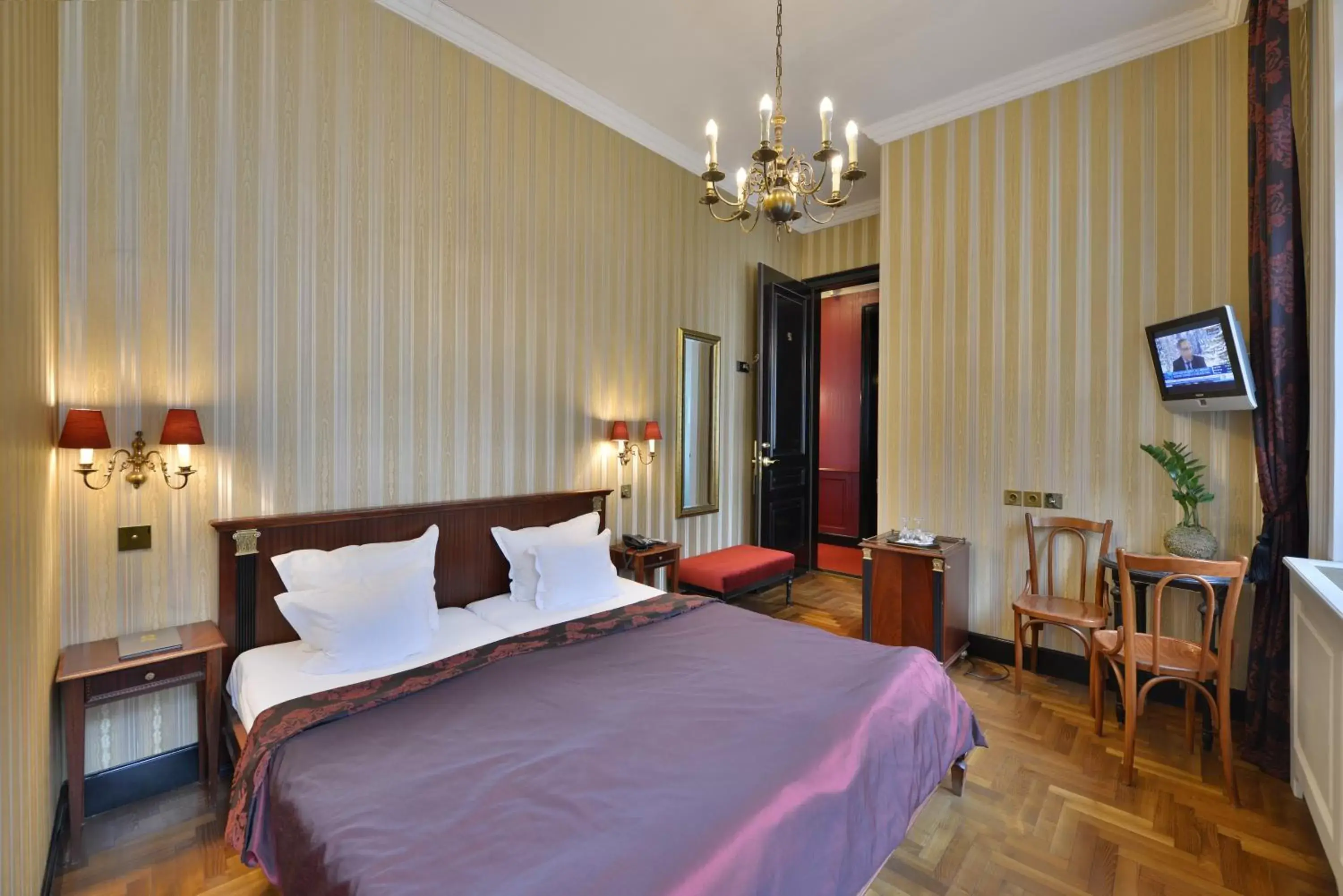 Bed in Gerlóczy Boutique Hotel