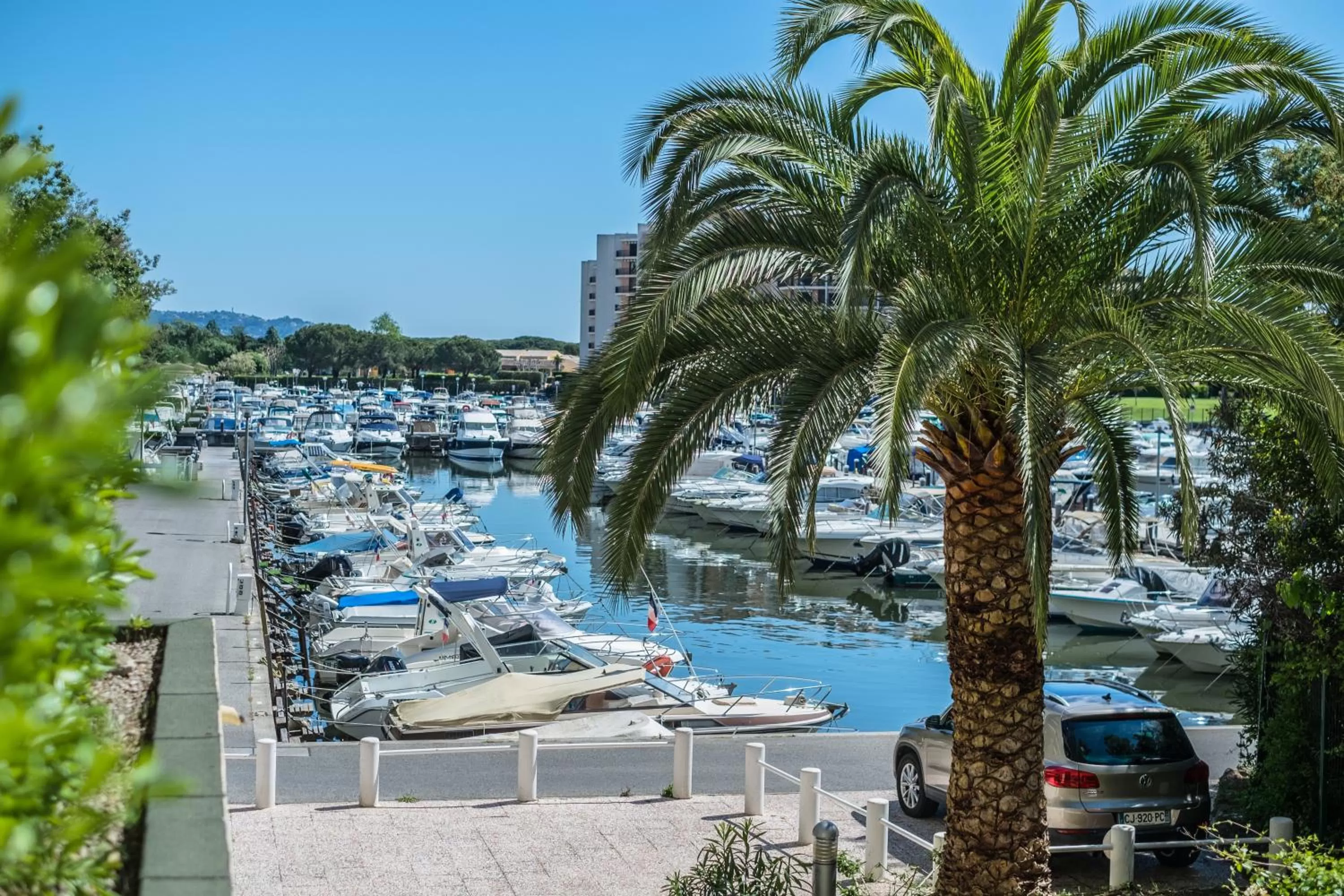 River view in Cannes Marina Appart Hotel Mandelieu