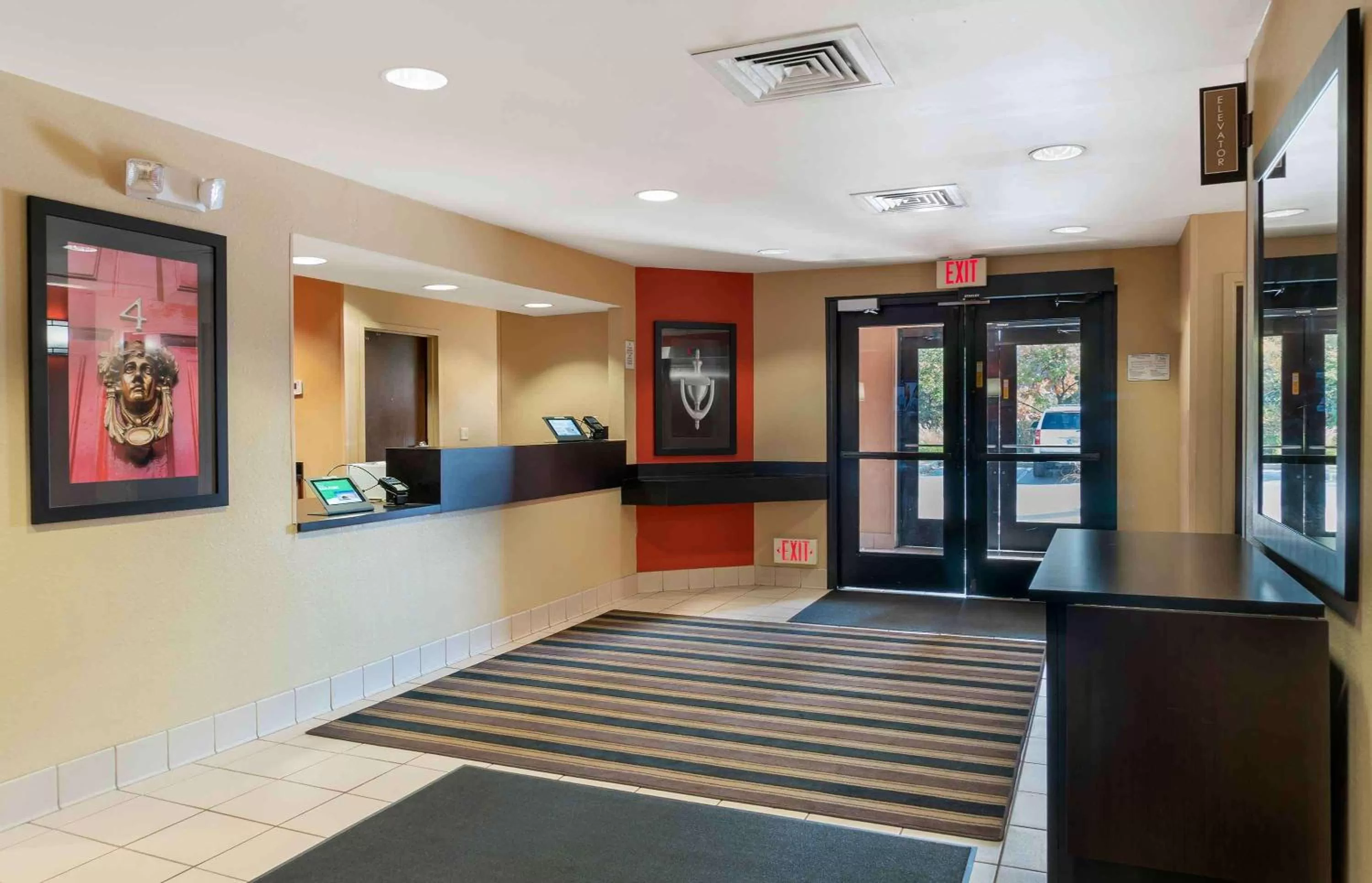 Lobby or reception in Extended Stay America Suites - Detroit - Canton