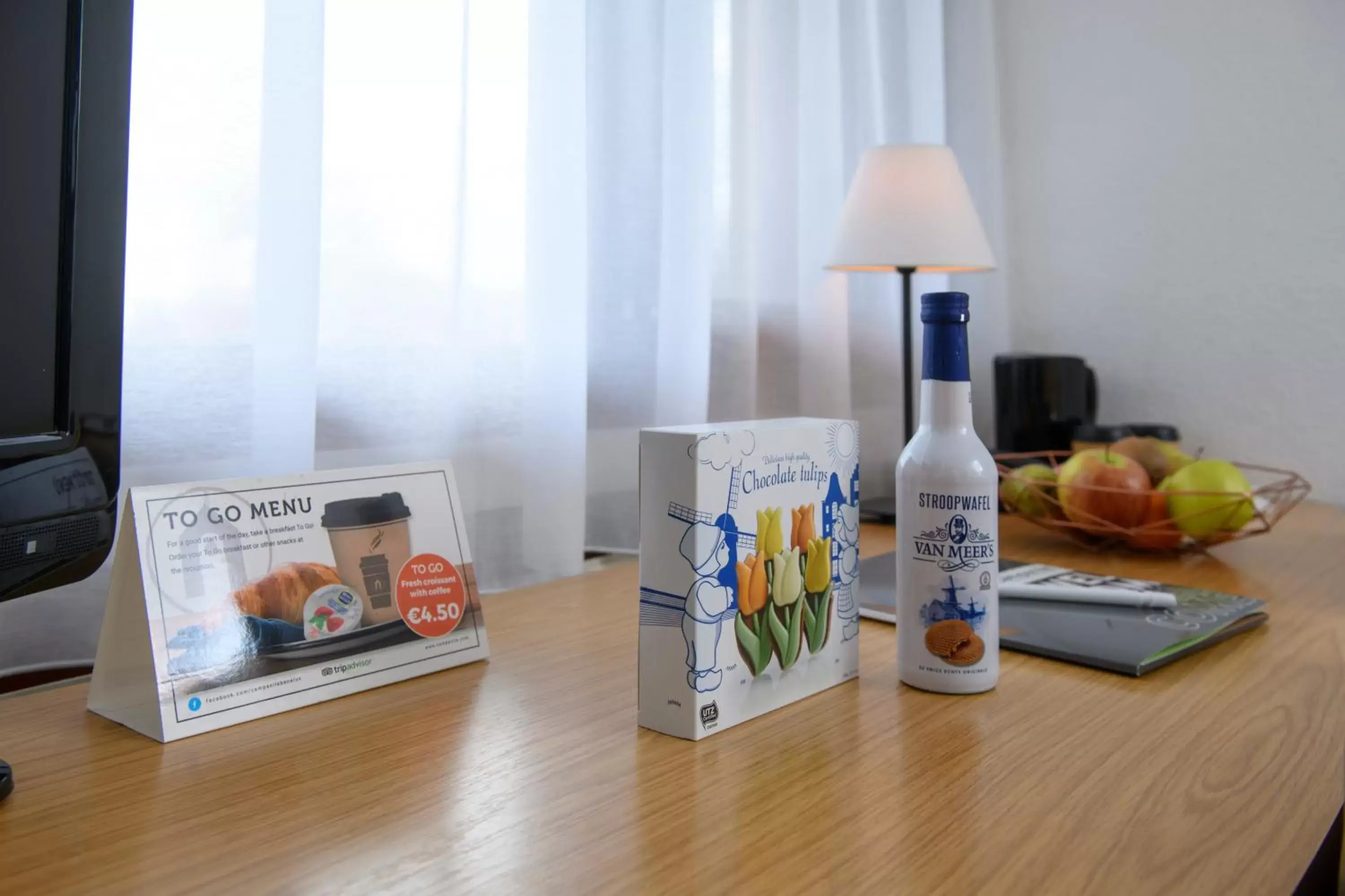 Food and drinks in Campanile Hotel & Restaurant Zwolle Food and drinks in Campanile Hotel & Restaurant Zwolle