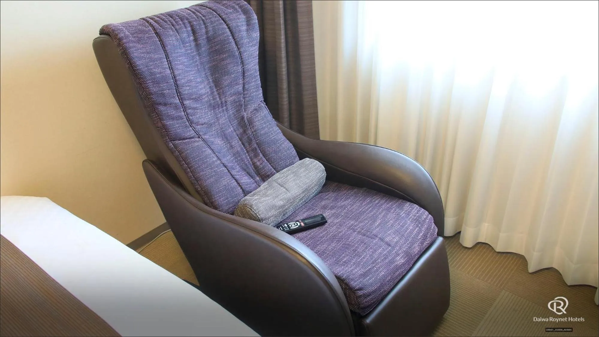 Standard Twin Room - Non-Smoking in Daiwa Roynet Hotel Gifu