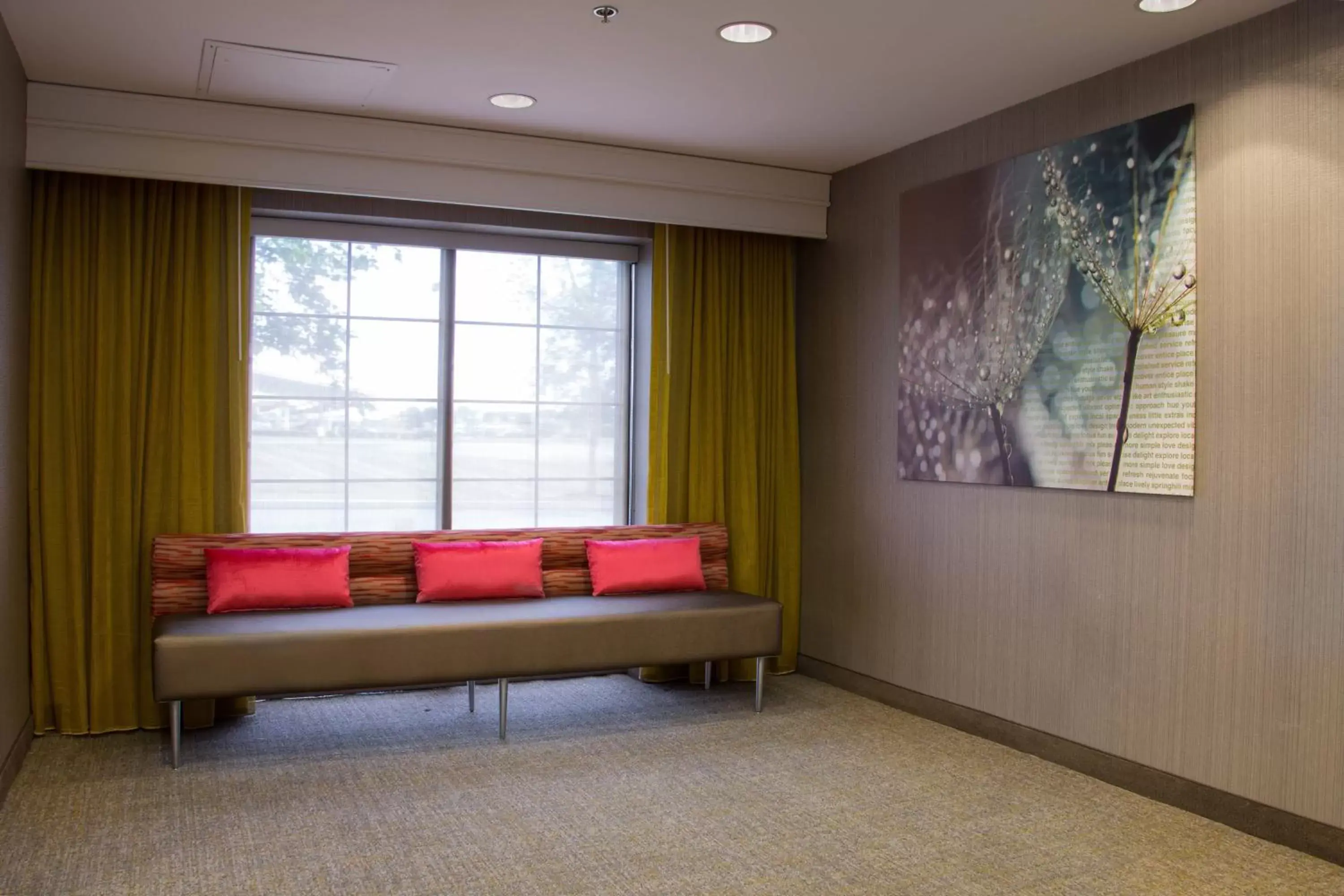 Meeting/conference room, Seating Area in SpringHill Suites Quakertown Pennsylvania