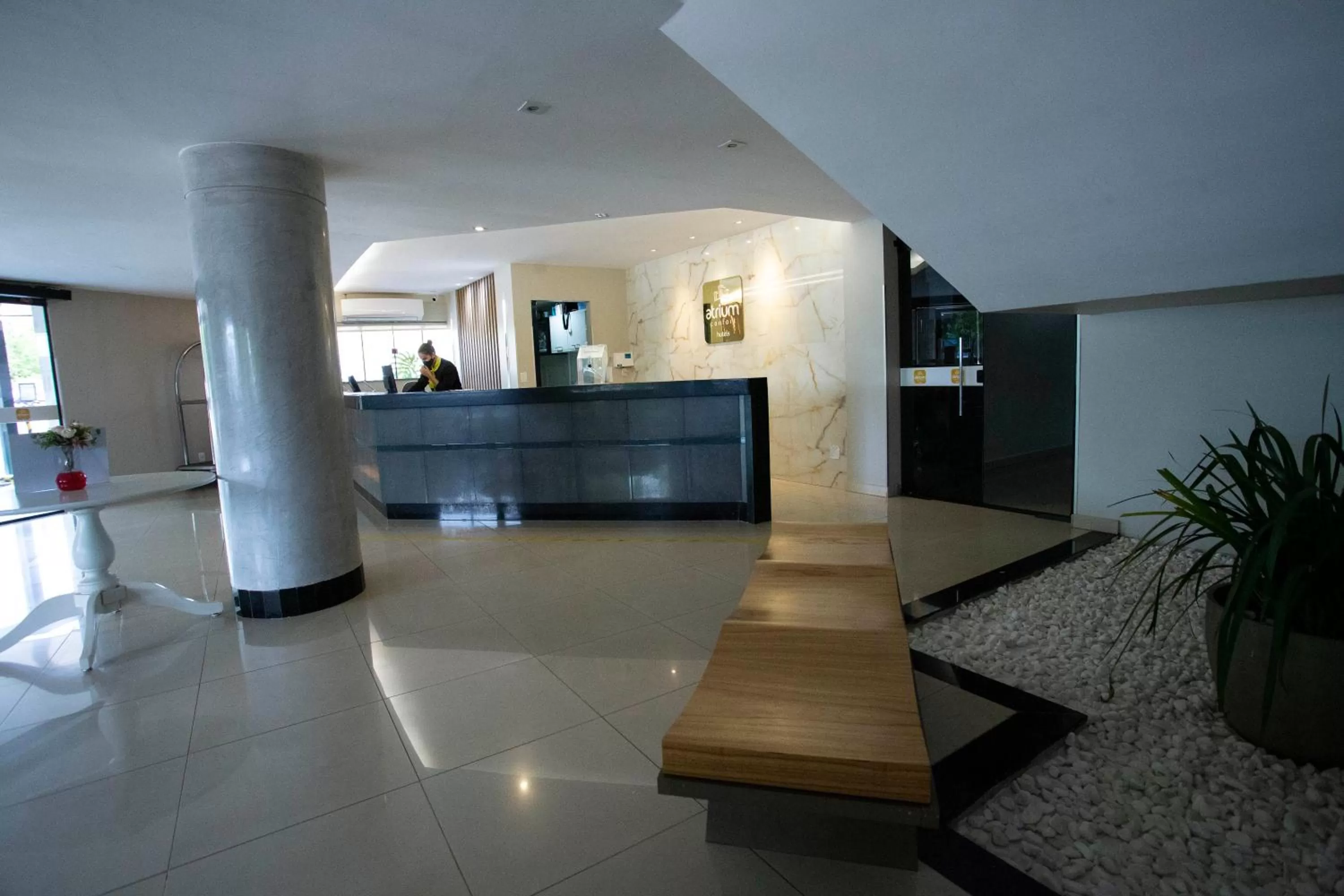 Lobby or reception in Atrium Confort Hotels