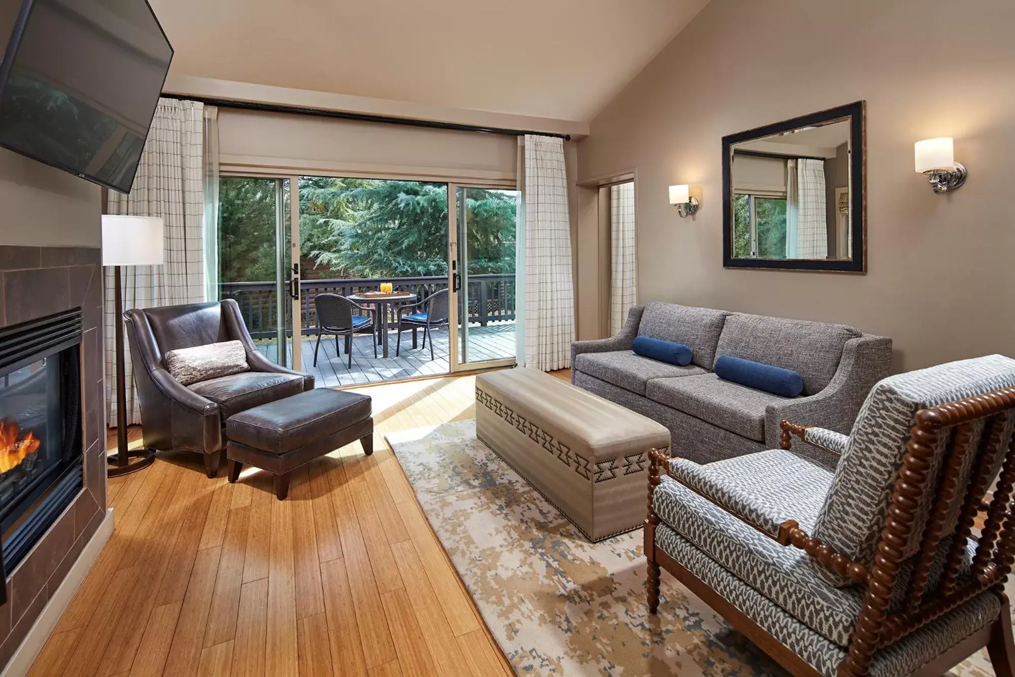 Living room, Seating Area in L'Auberge De Sedona