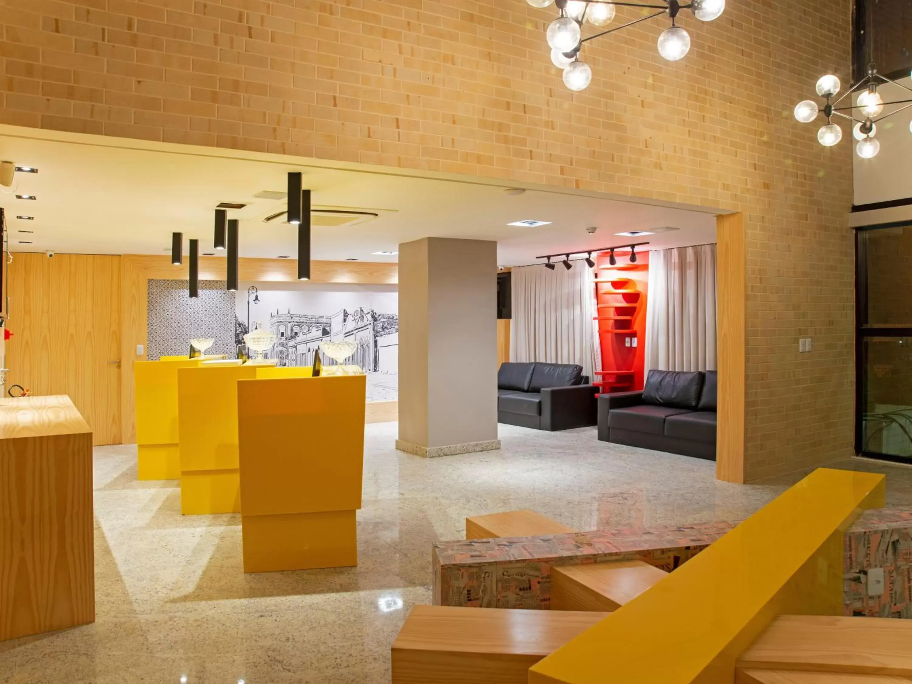 Lobby or reception in Comfort Hotel Maceió