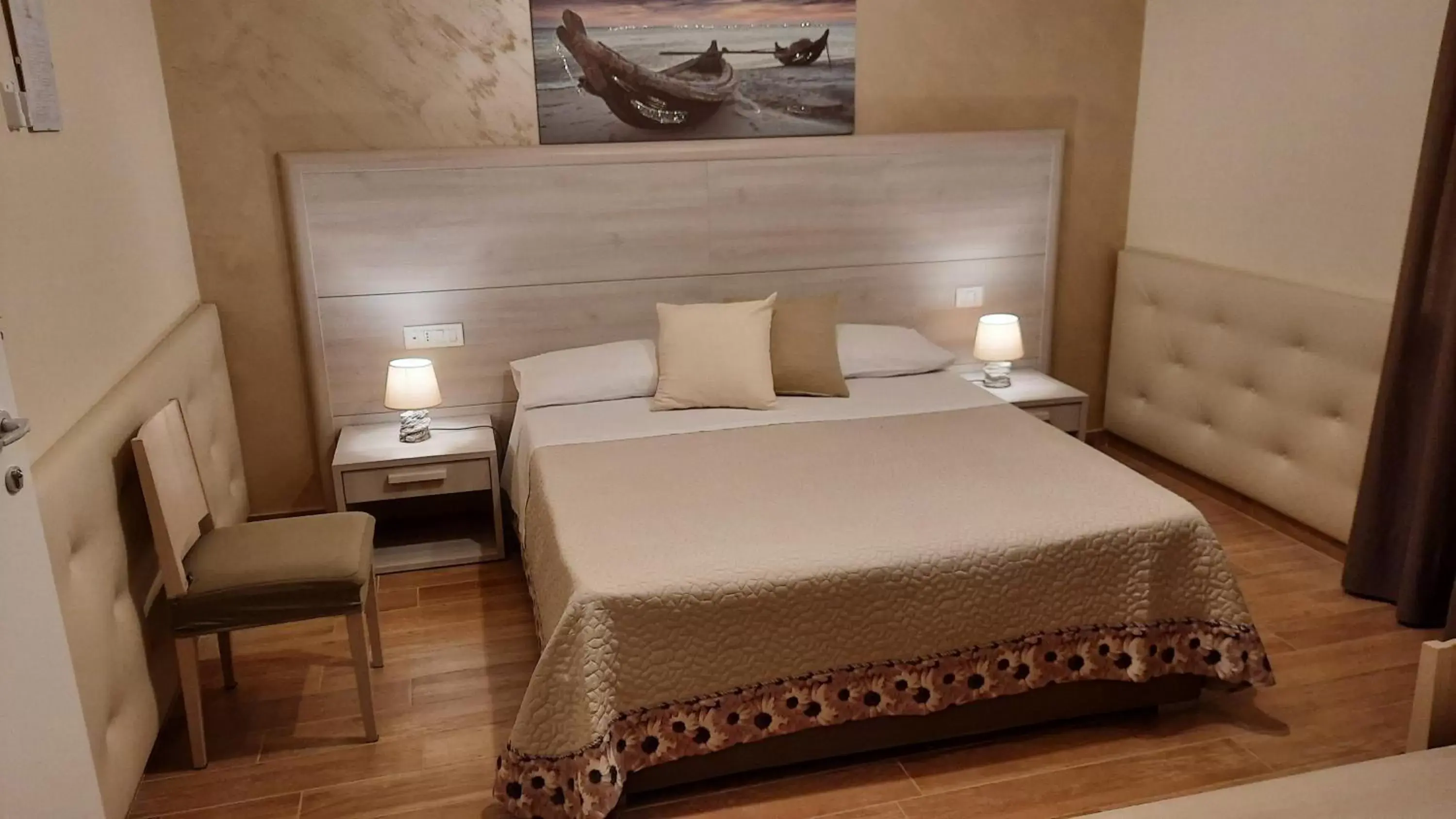 Bedroom, Bed in B&B Oasi Perla Del Mare di Calì Giovanni
