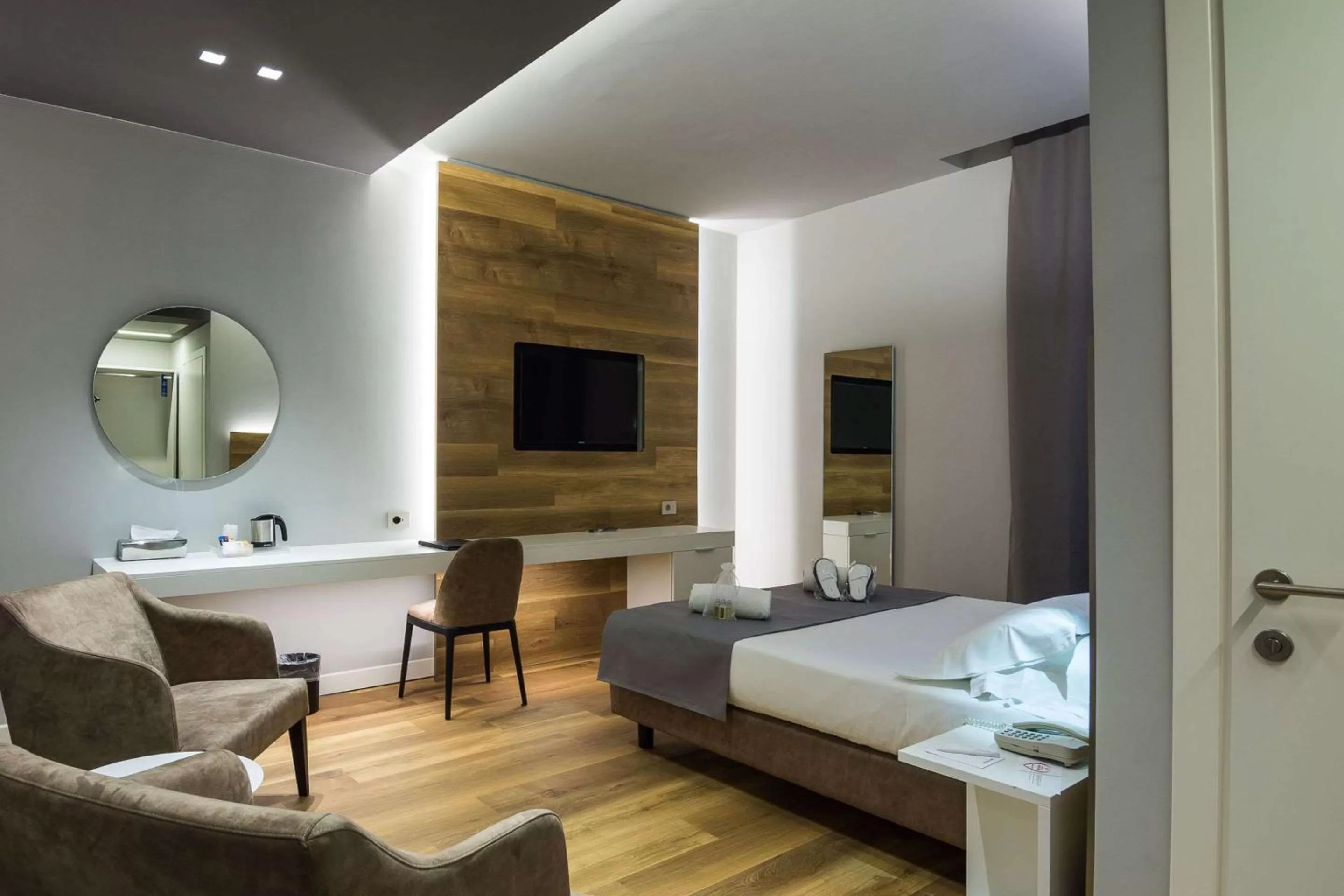 Photo of the whole room, Bed in Best Western Hotel Turismo