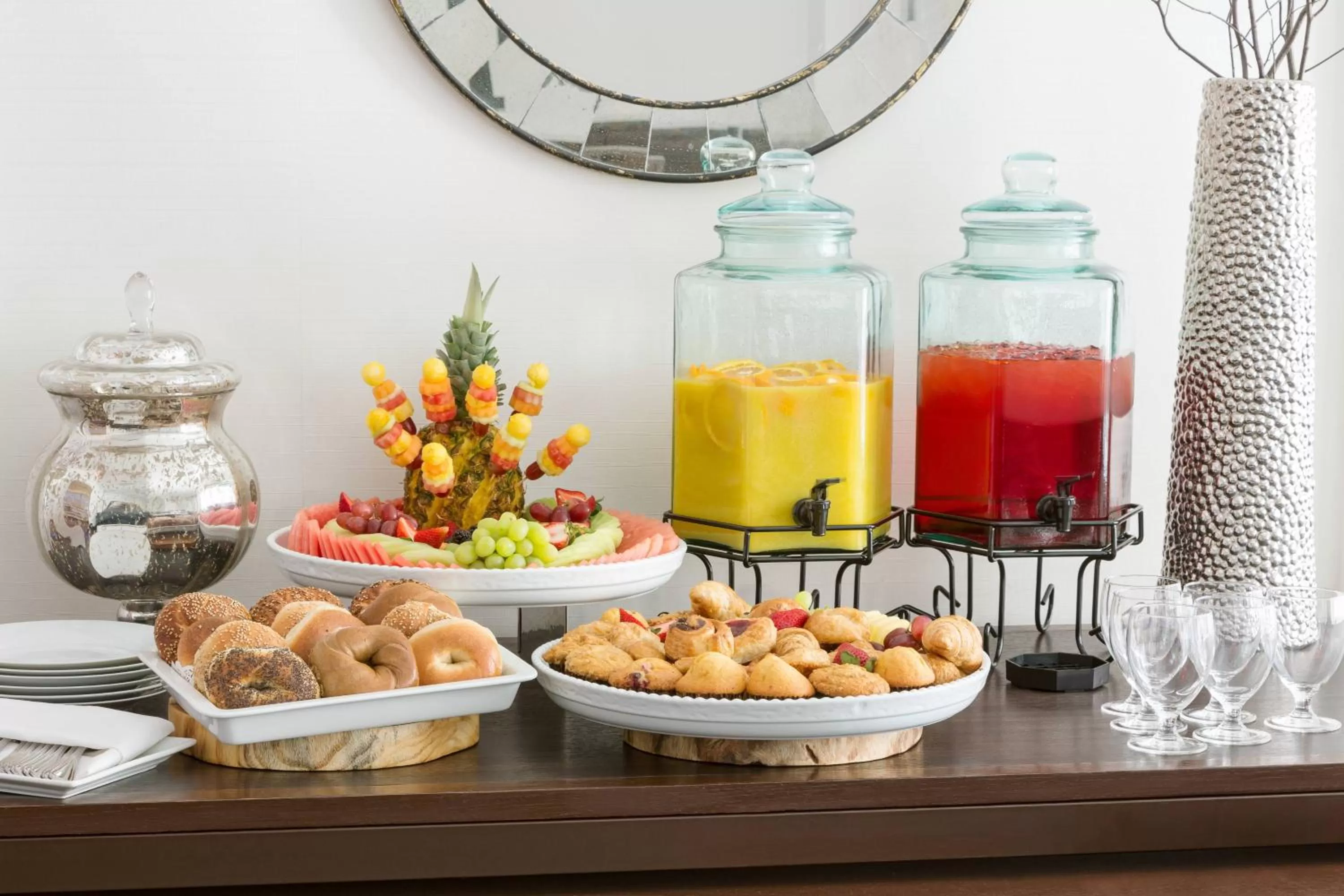 Breakfast in The Lexington Hotel, Autograph Collection