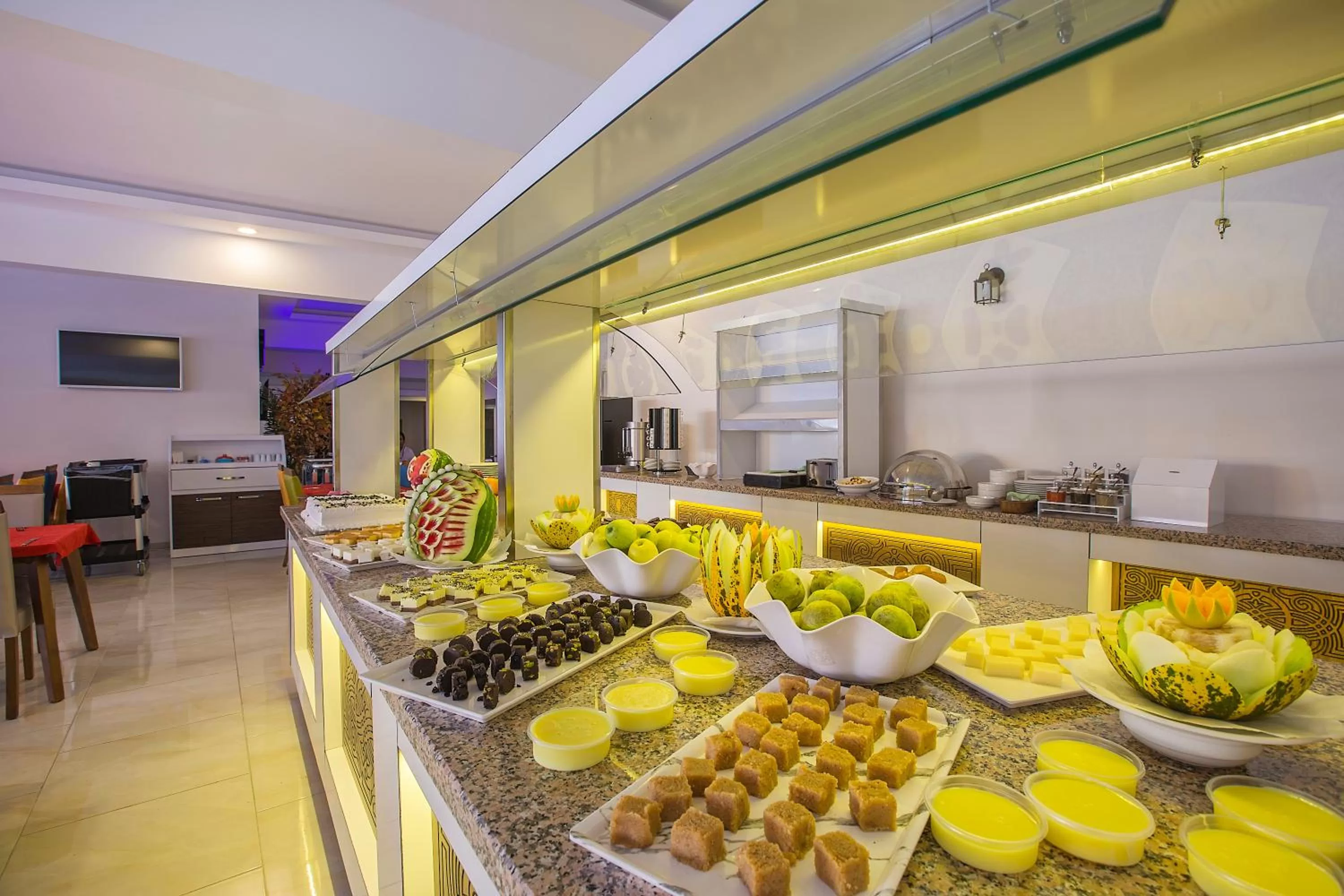 Food and drinks in Arsi Enfi City Beach Hotel