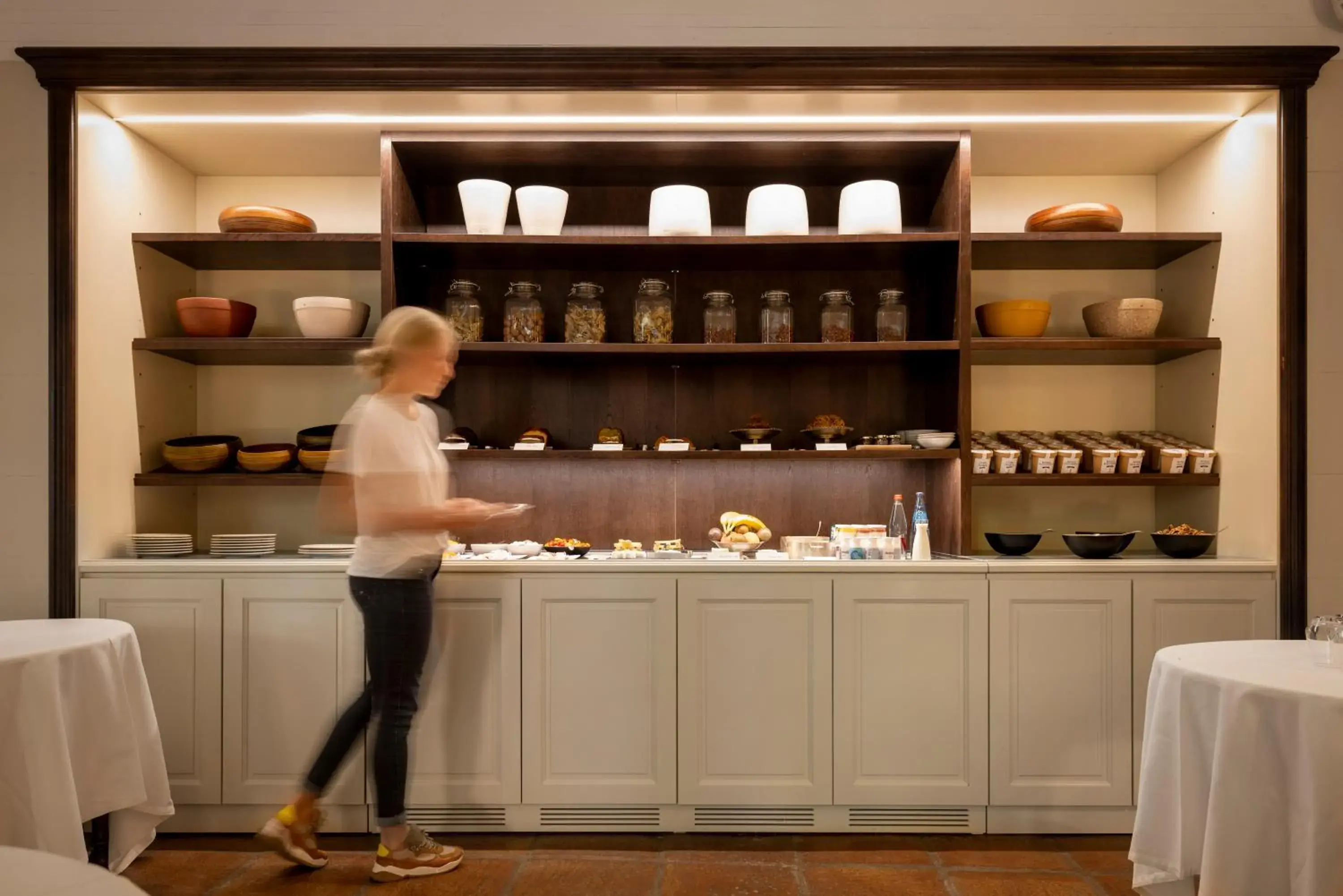 Breakfast, Kitchen/Kitchenette in Le Prieure