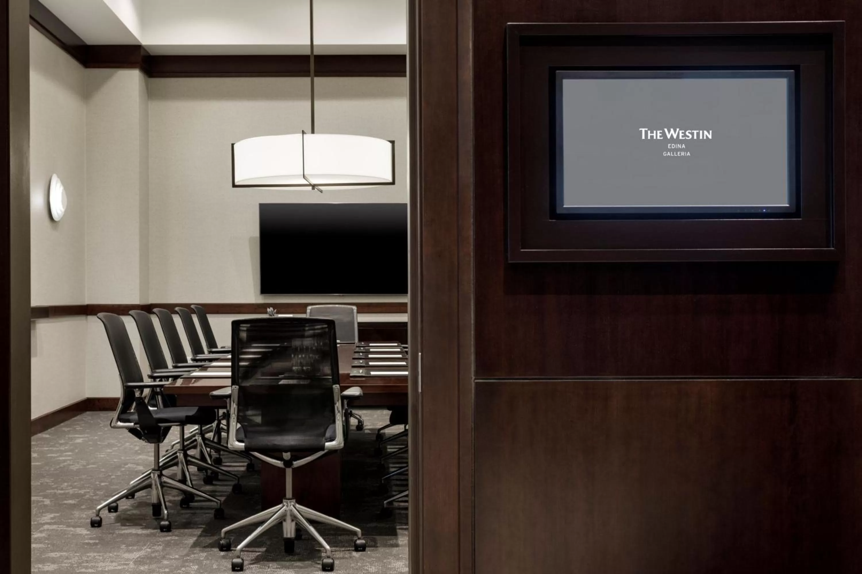 Meeting/conference room in The Westin Edina Galleria