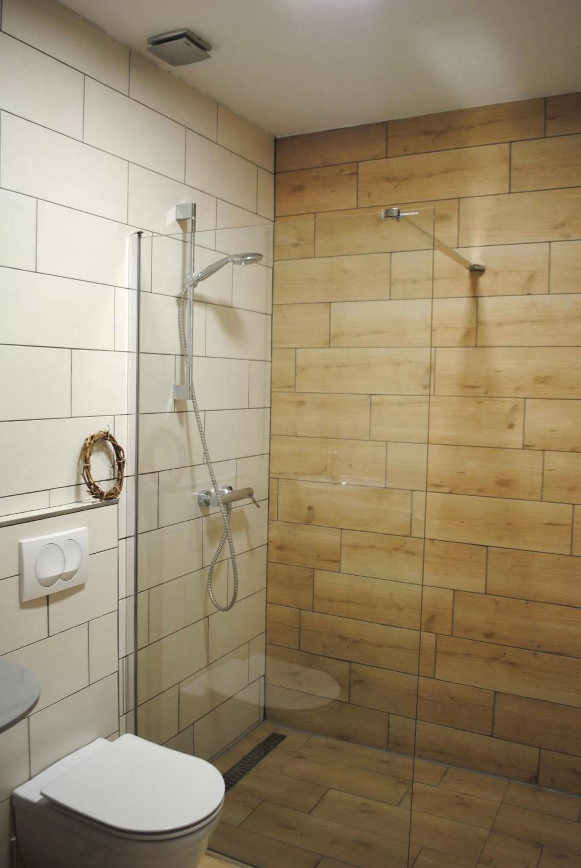 Shower in Hotel Fala Zagreb